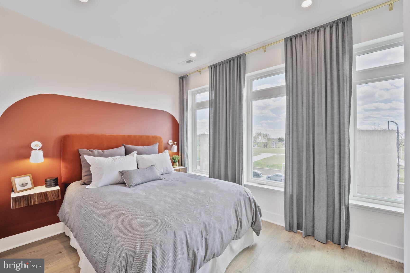 RESERVOIR DISTRICT - Residential