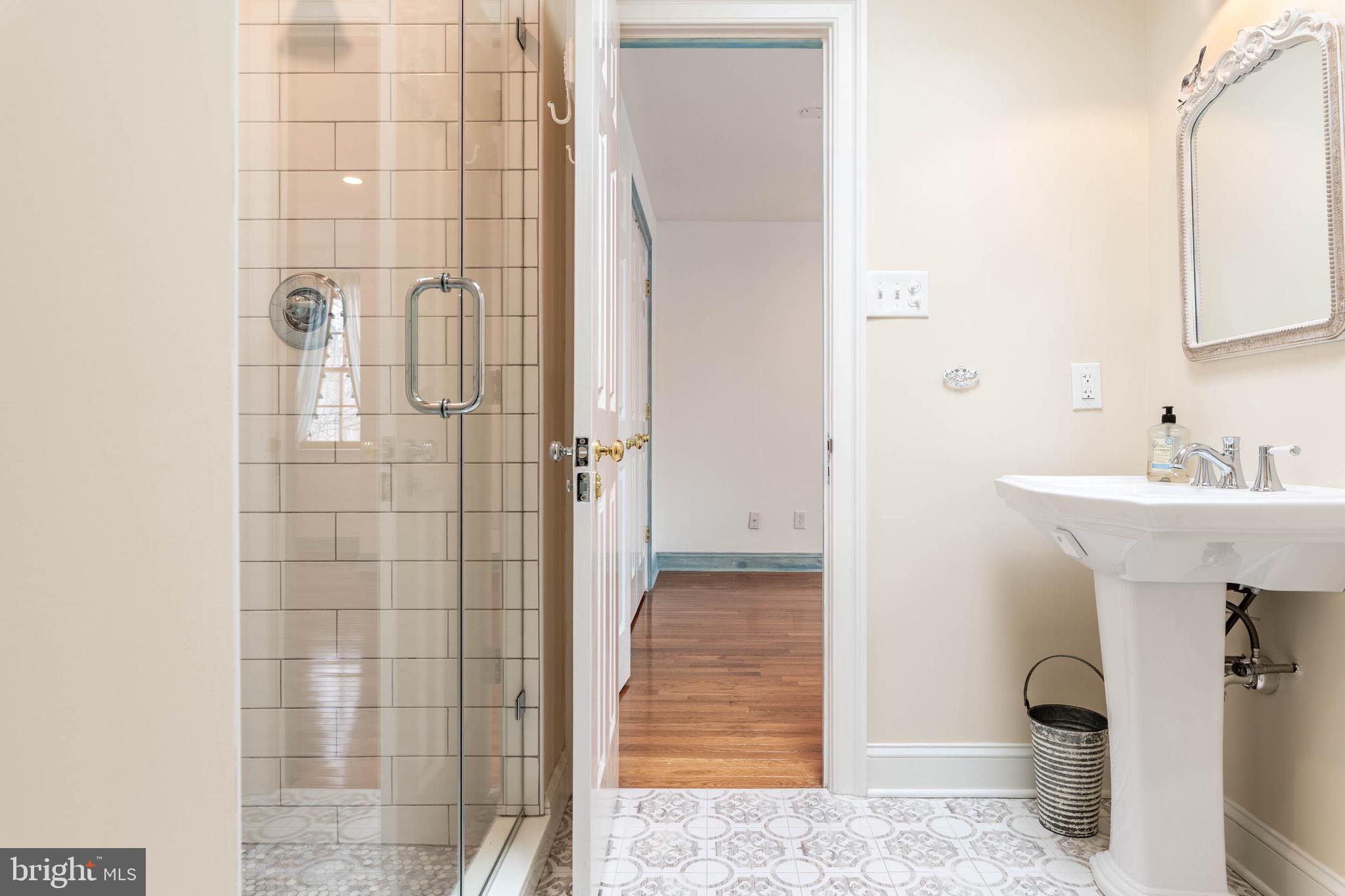 THE WOODS - Residential