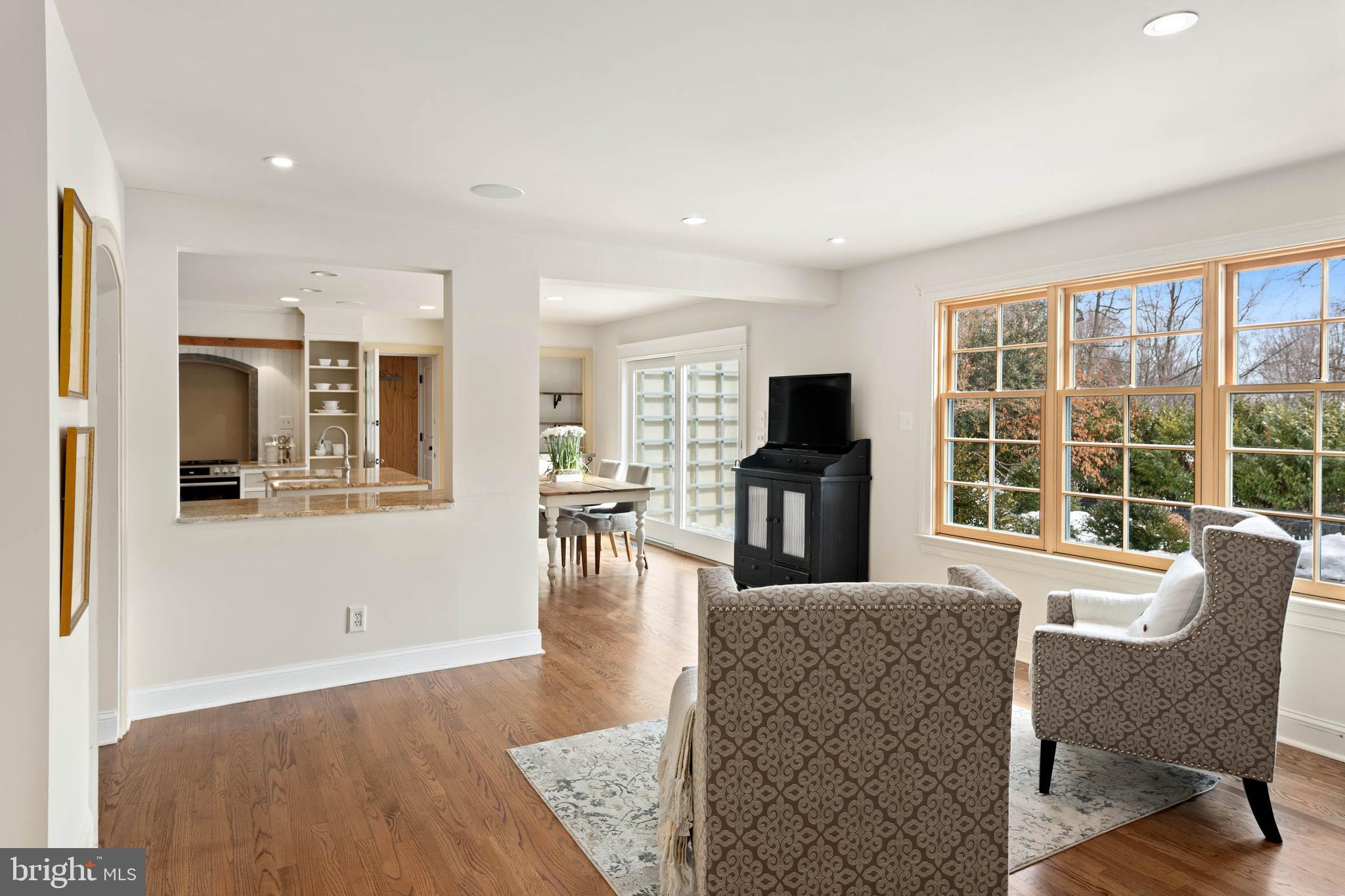 THE WOODS - Residential