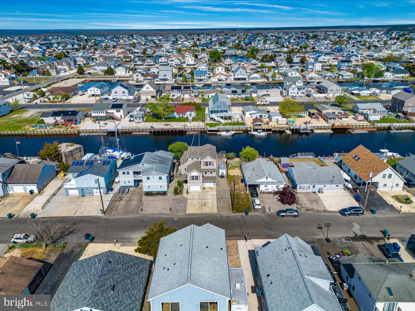 111 N ENSIGN