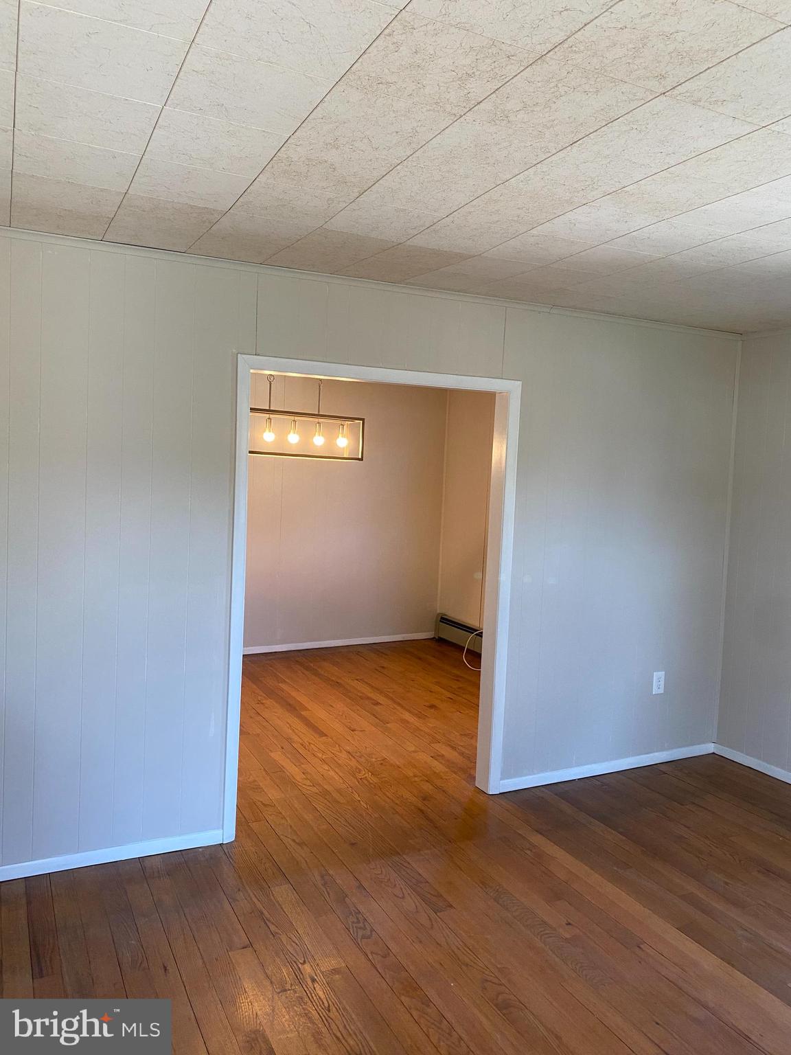 3304 CLAYBORNE AVENUE