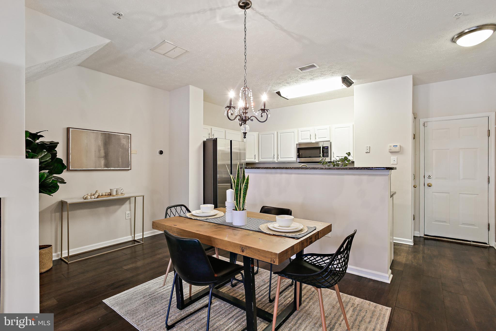 VILLAGE OF MILL RUN - Residential