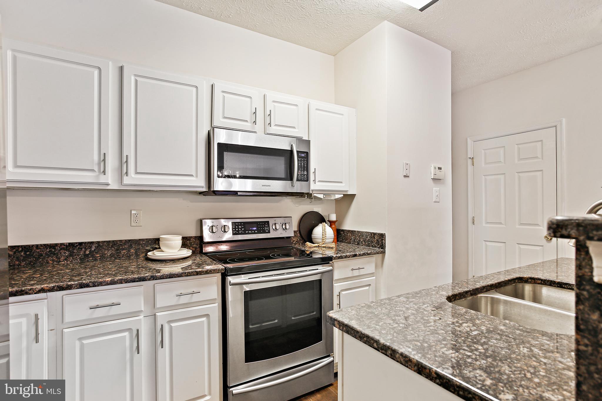 VILLAGE OF MILL RUN - Residential