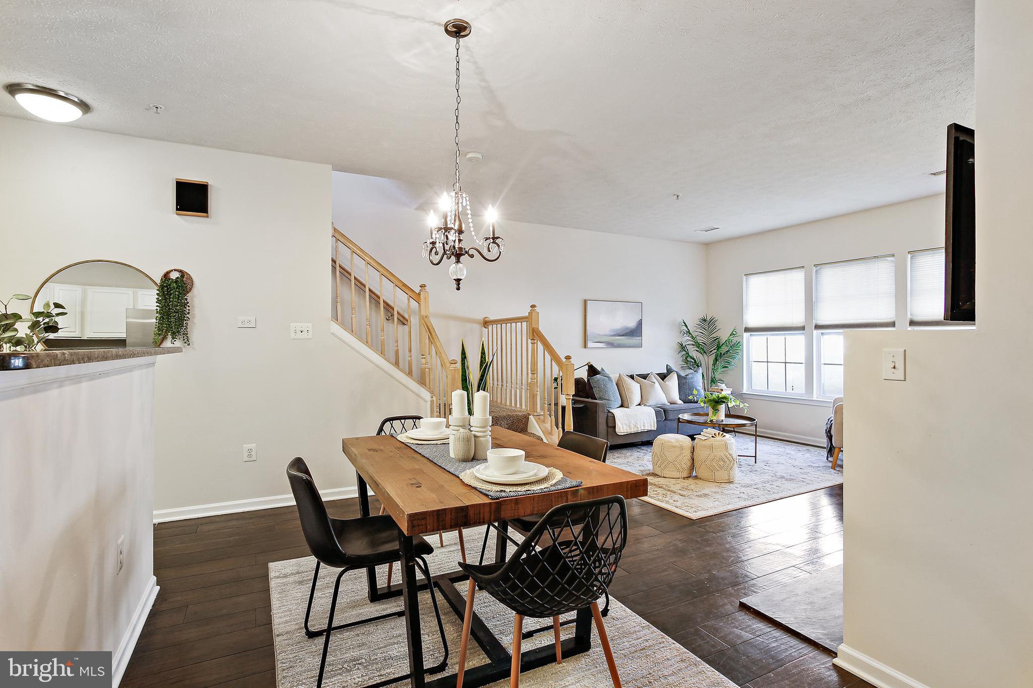 VILLAGE OF MILL RUN - Residential