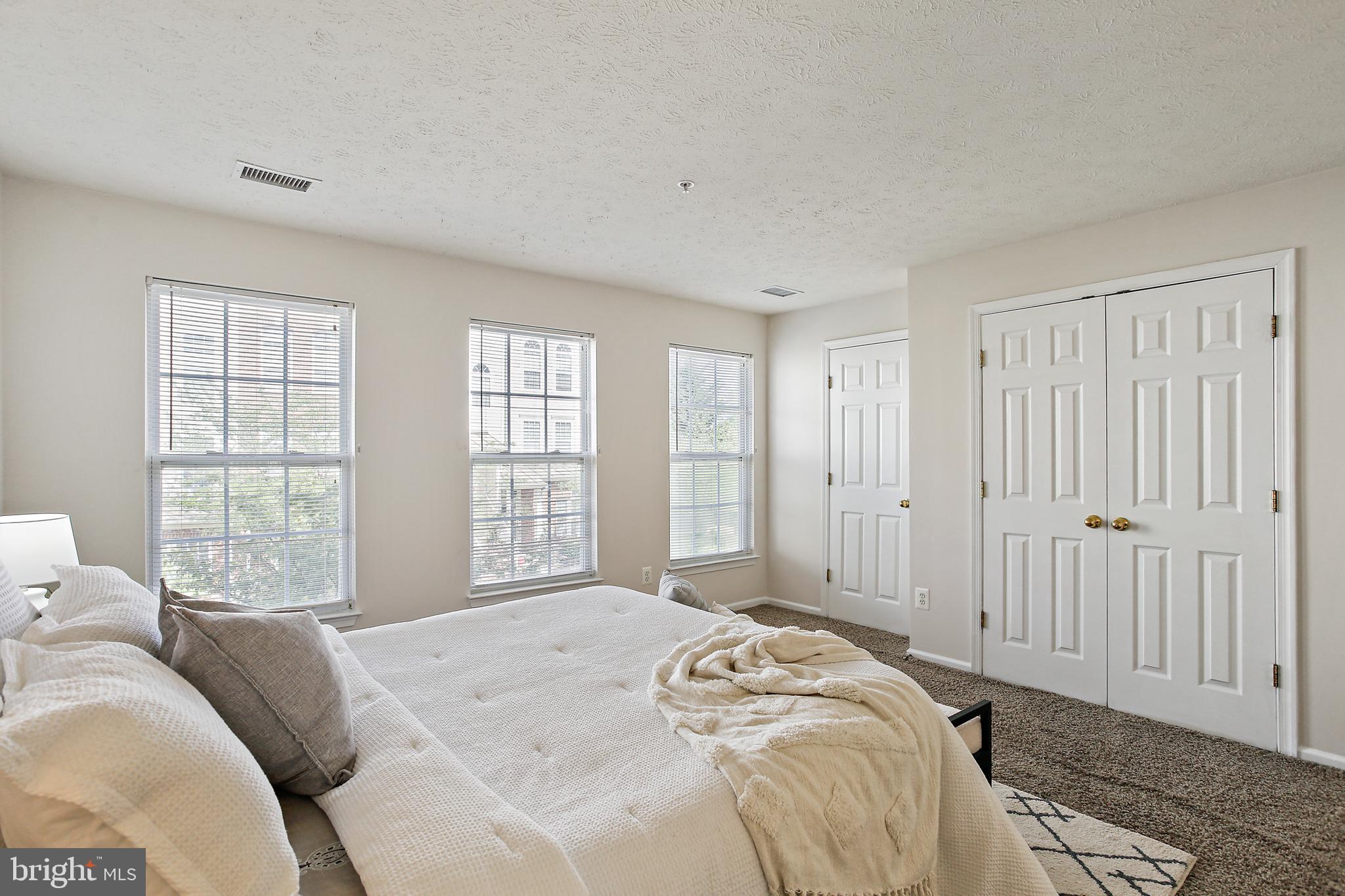 VILLAGE OF MILL RUN - Residential