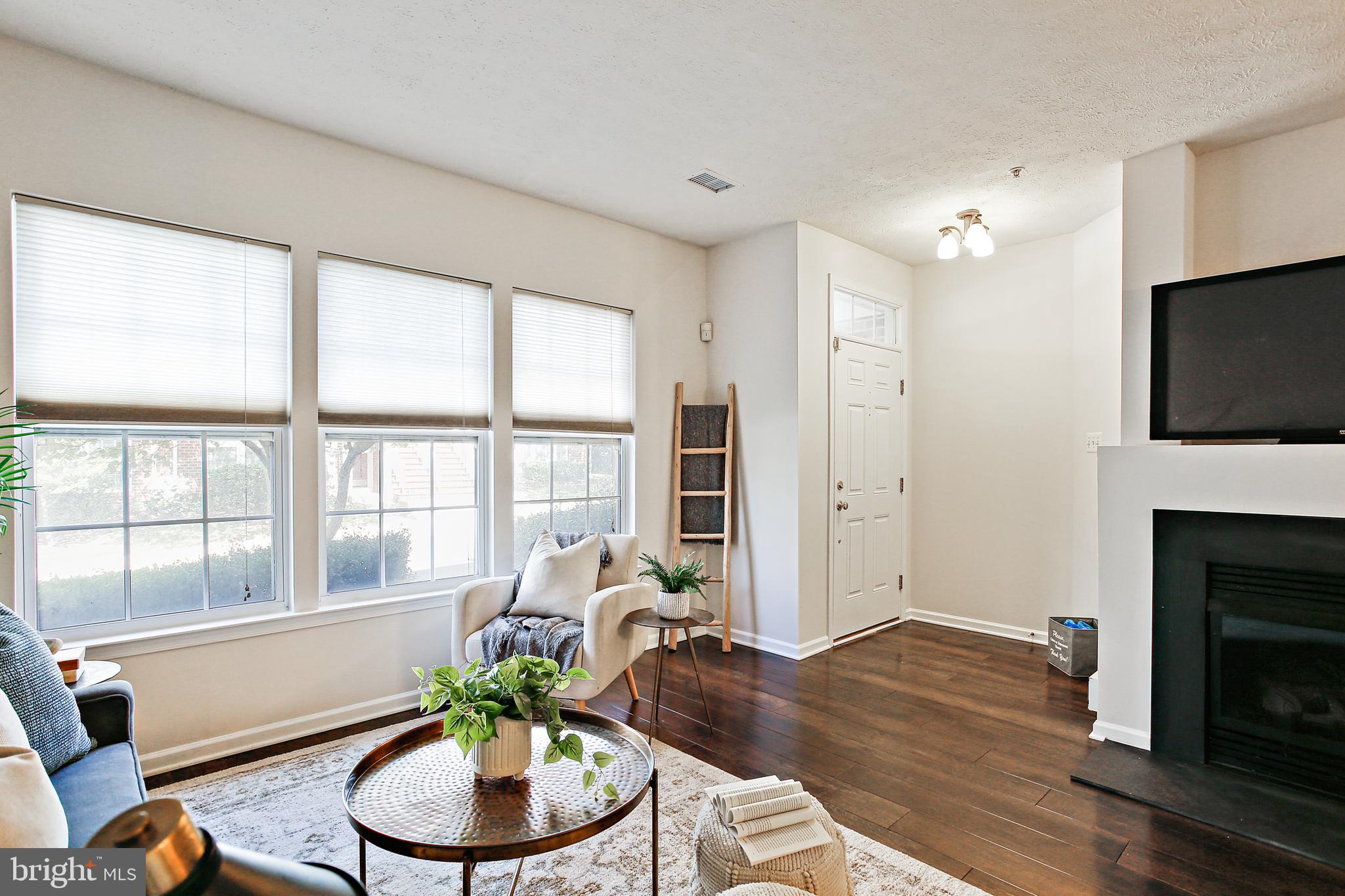 VILLAGE OF MILL RUN - Residential