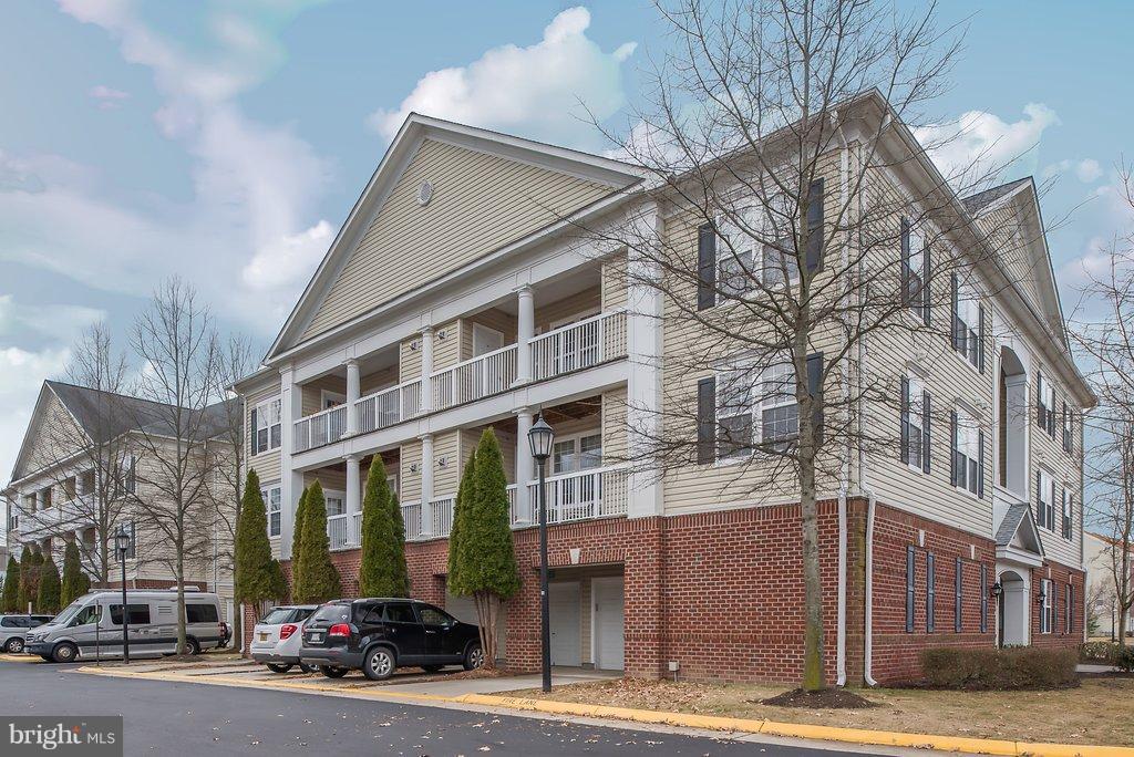 SUMMERFIELD - Residential Lease