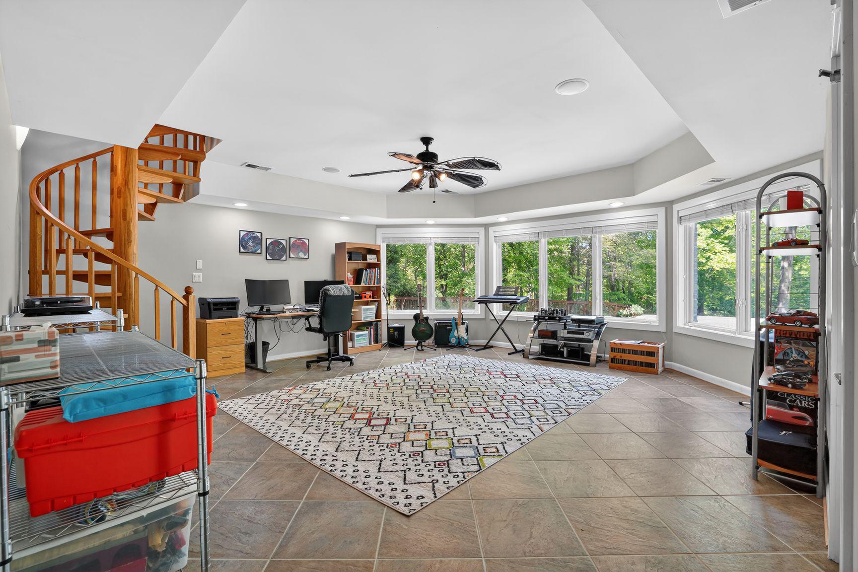 LAKE OCCOQUAN - Residential