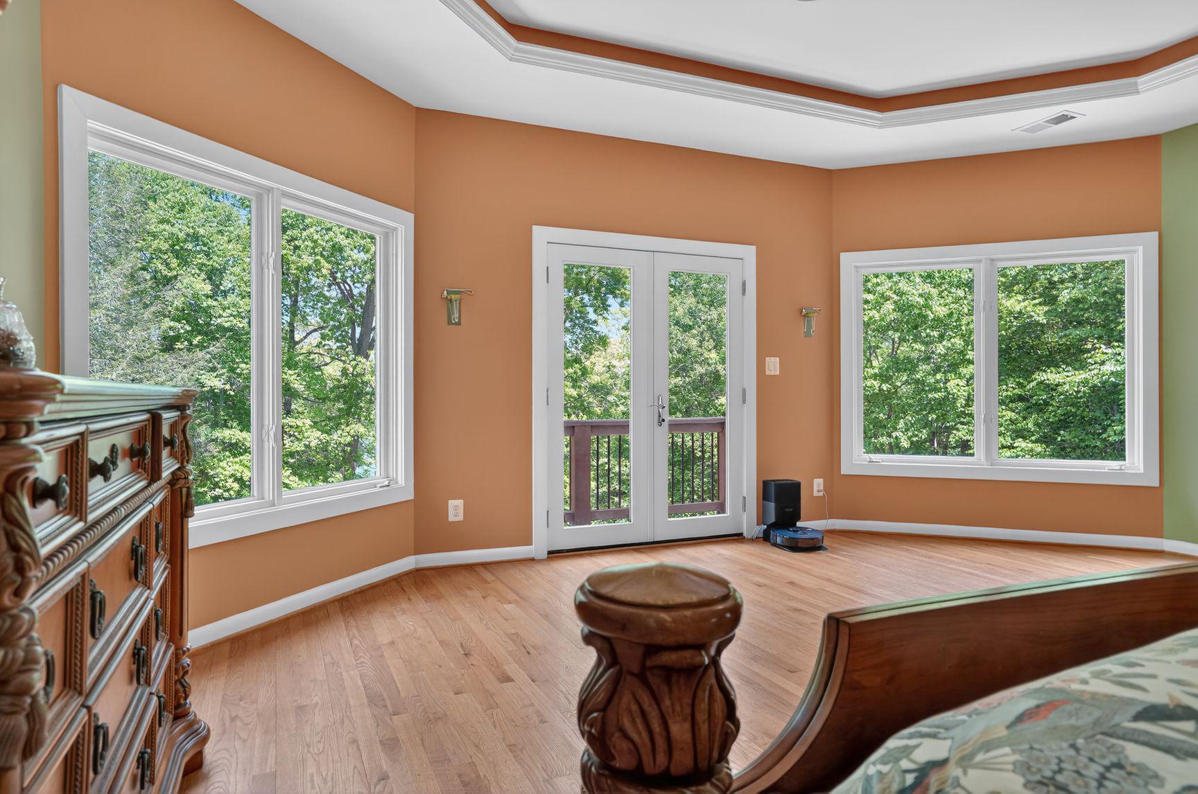LAKE OCCOQUAN - Residential