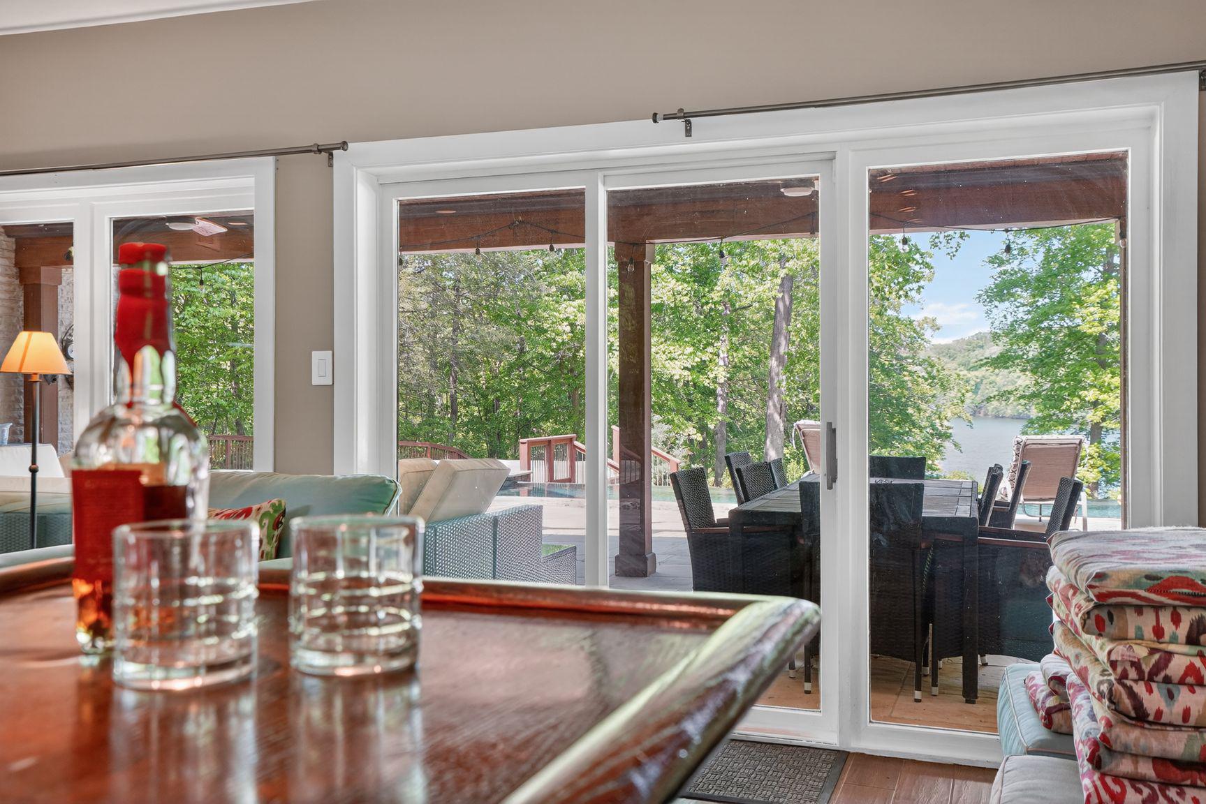 LAKE OCCOQUAN - Residential