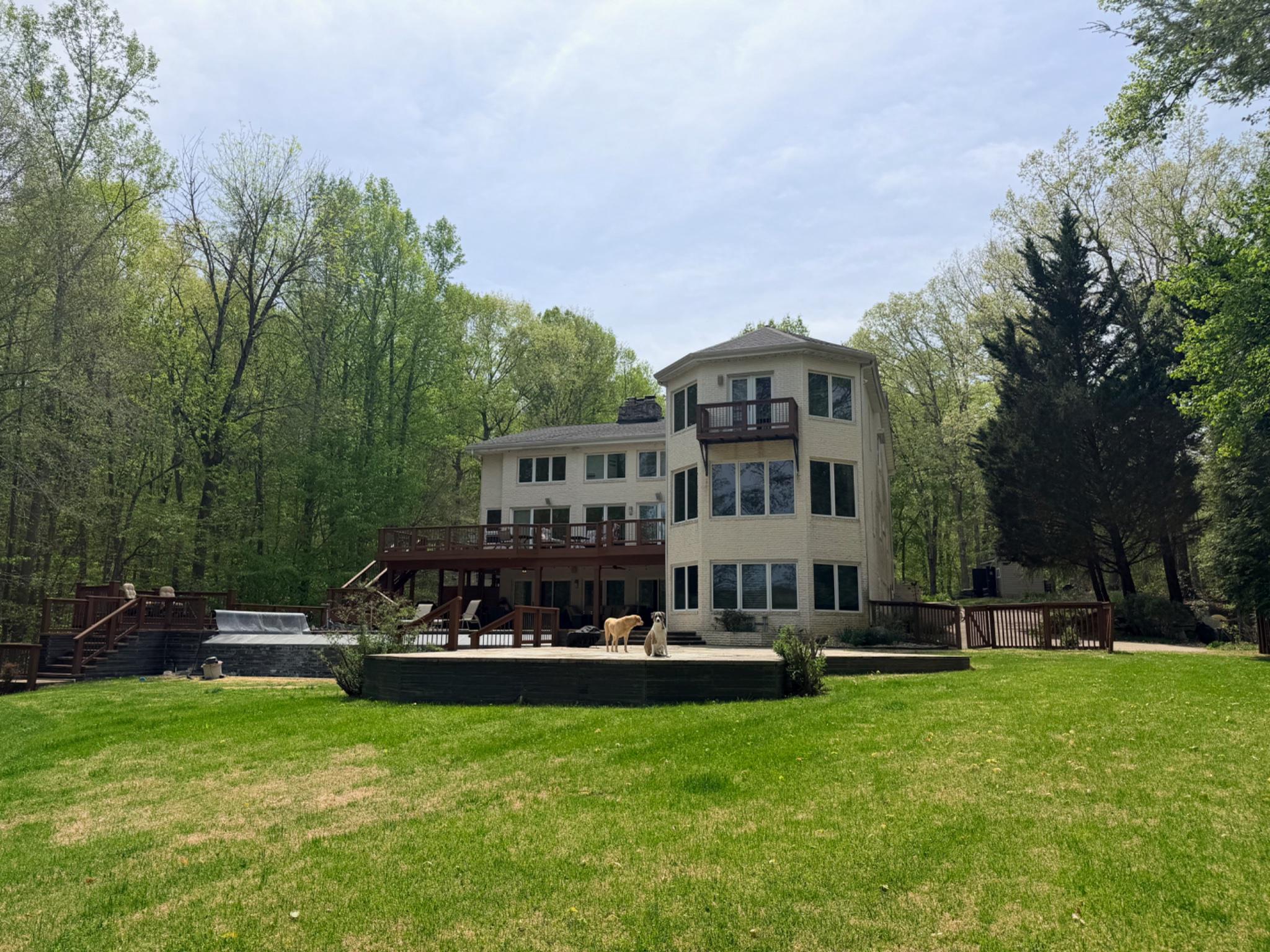 LAKE OCCOQUAN - Residential