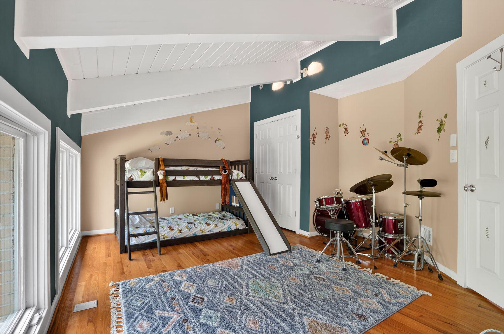 LAKE OCCOQUAN - Residential