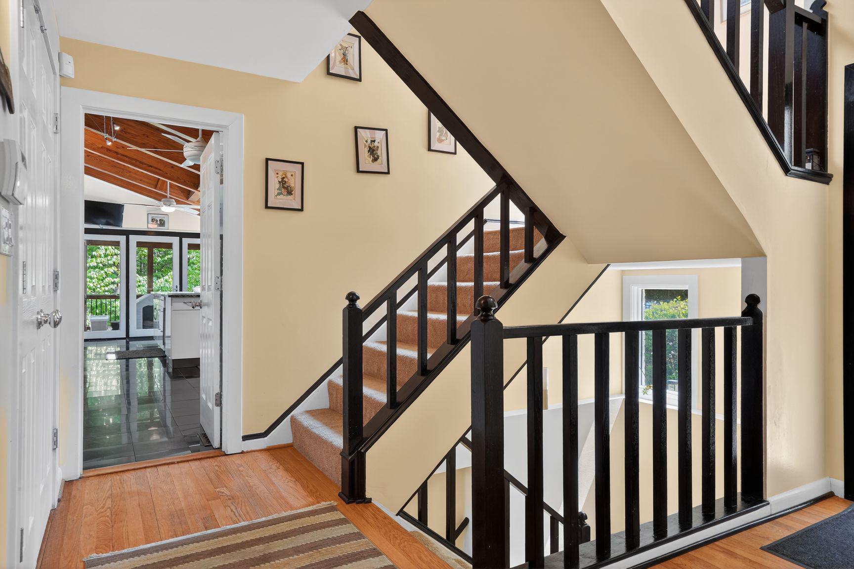 LAKE OCCOQUAN - Residential