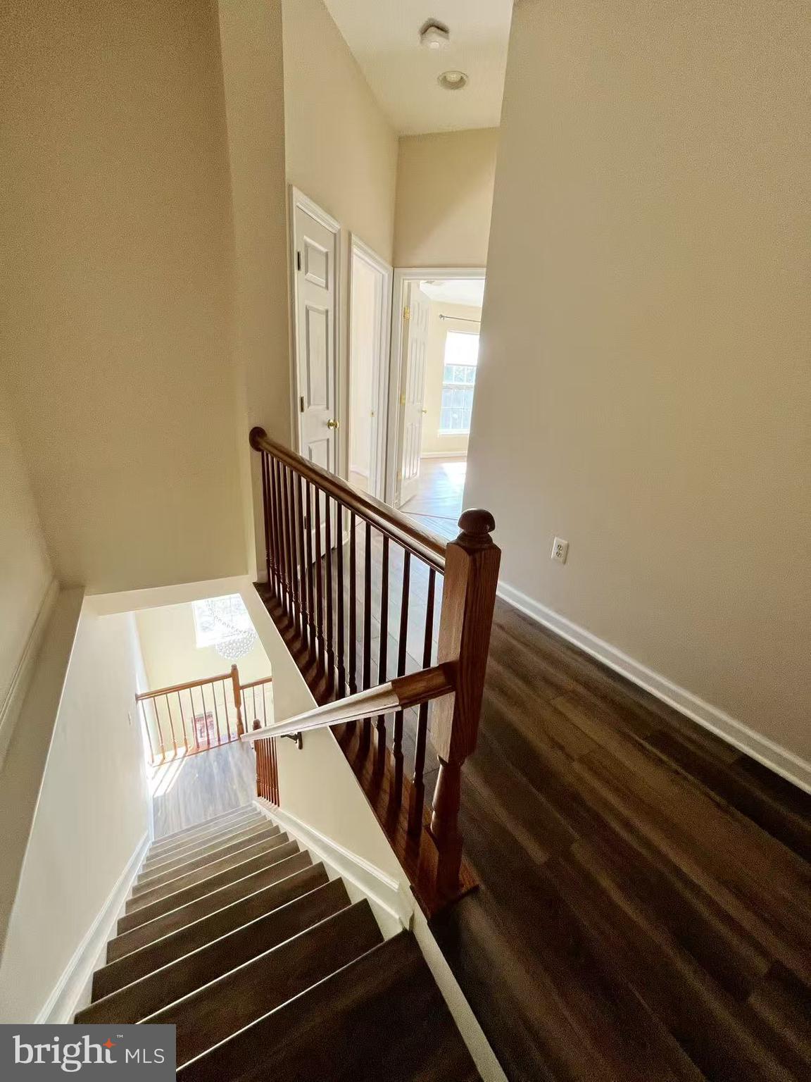 DULLES - Residential Lease