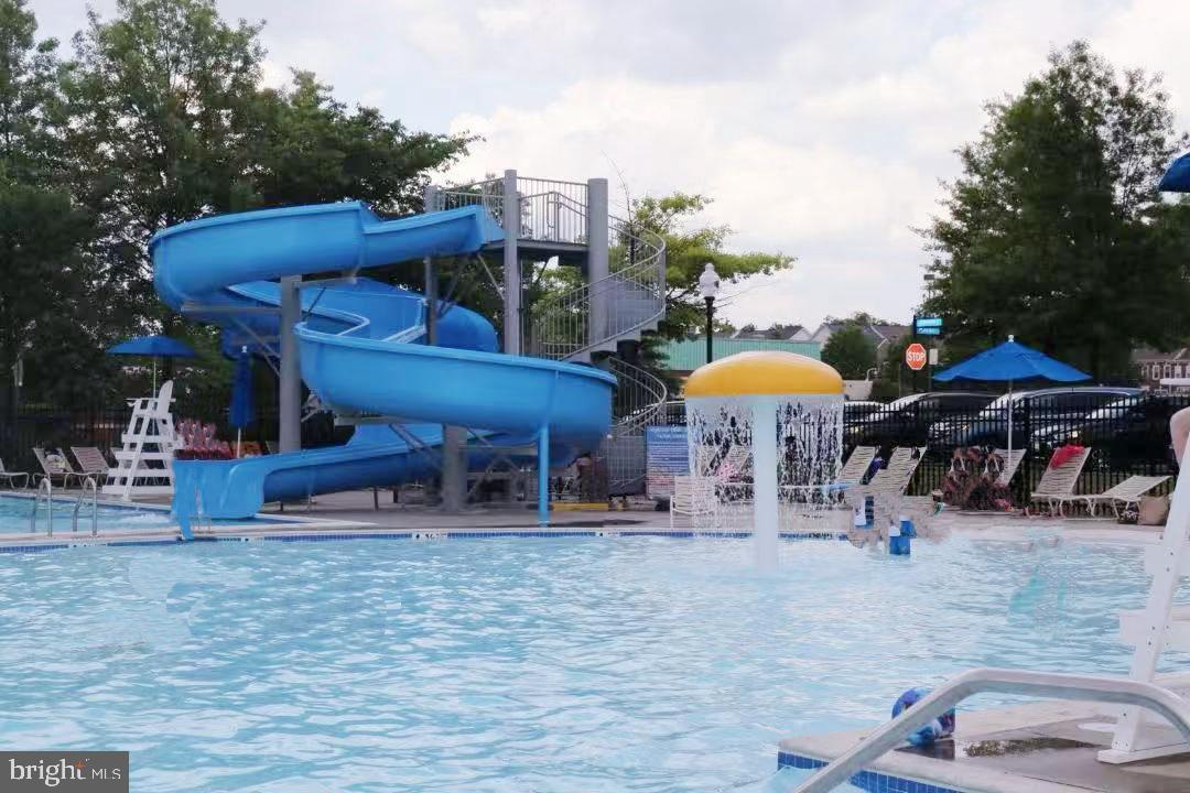 DULLES - Residential Lease