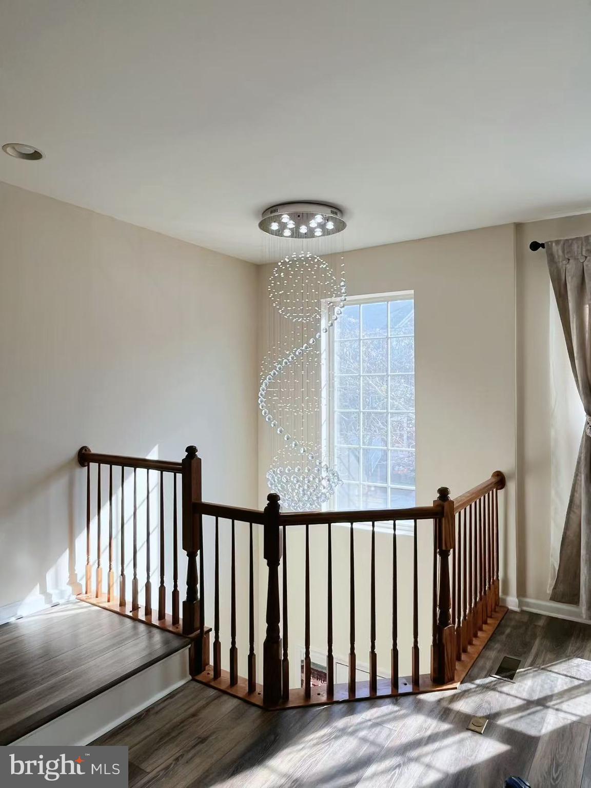 DULLES - Residential Lease