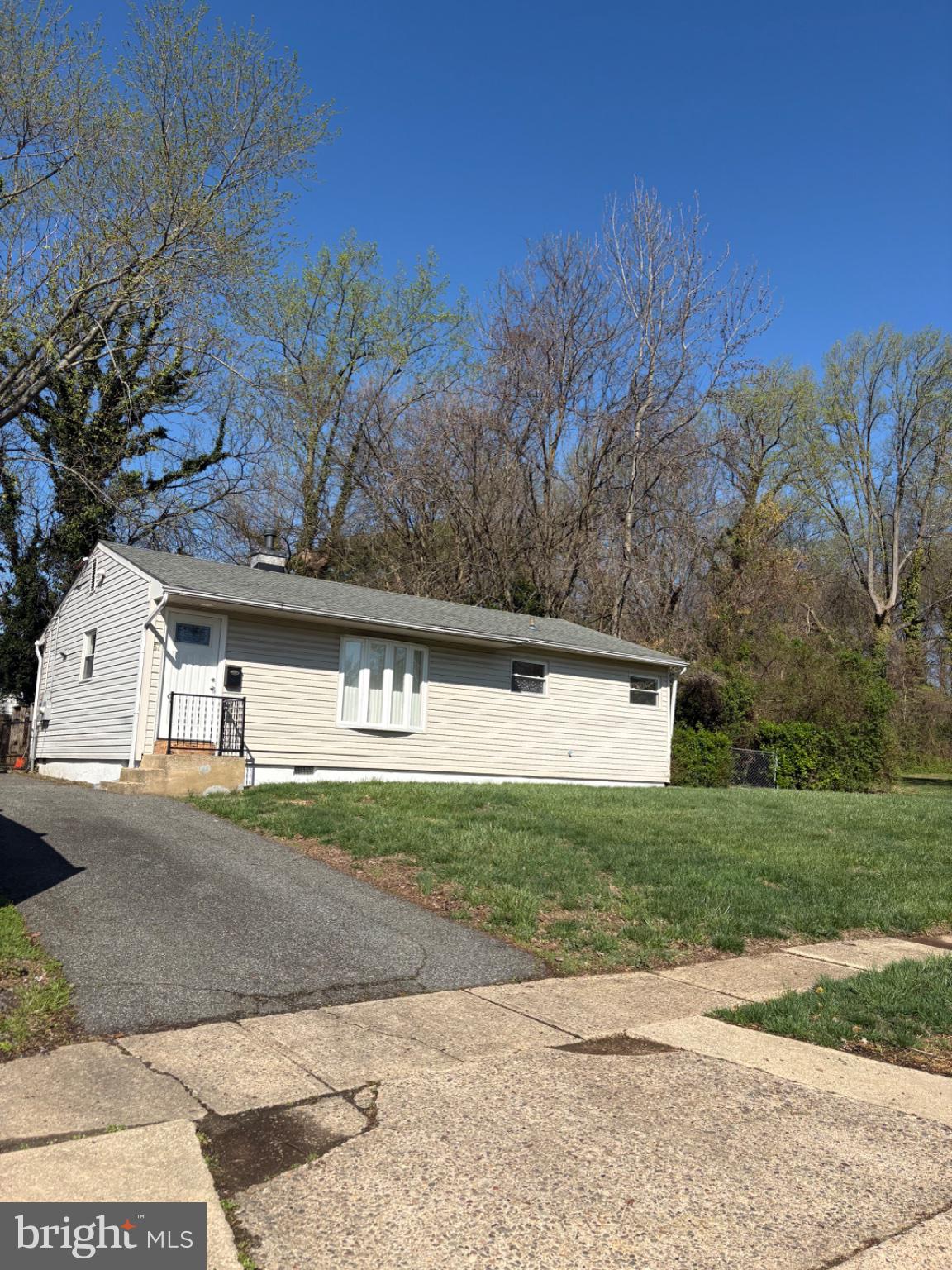 DUNLINDEN ACRES - Residential