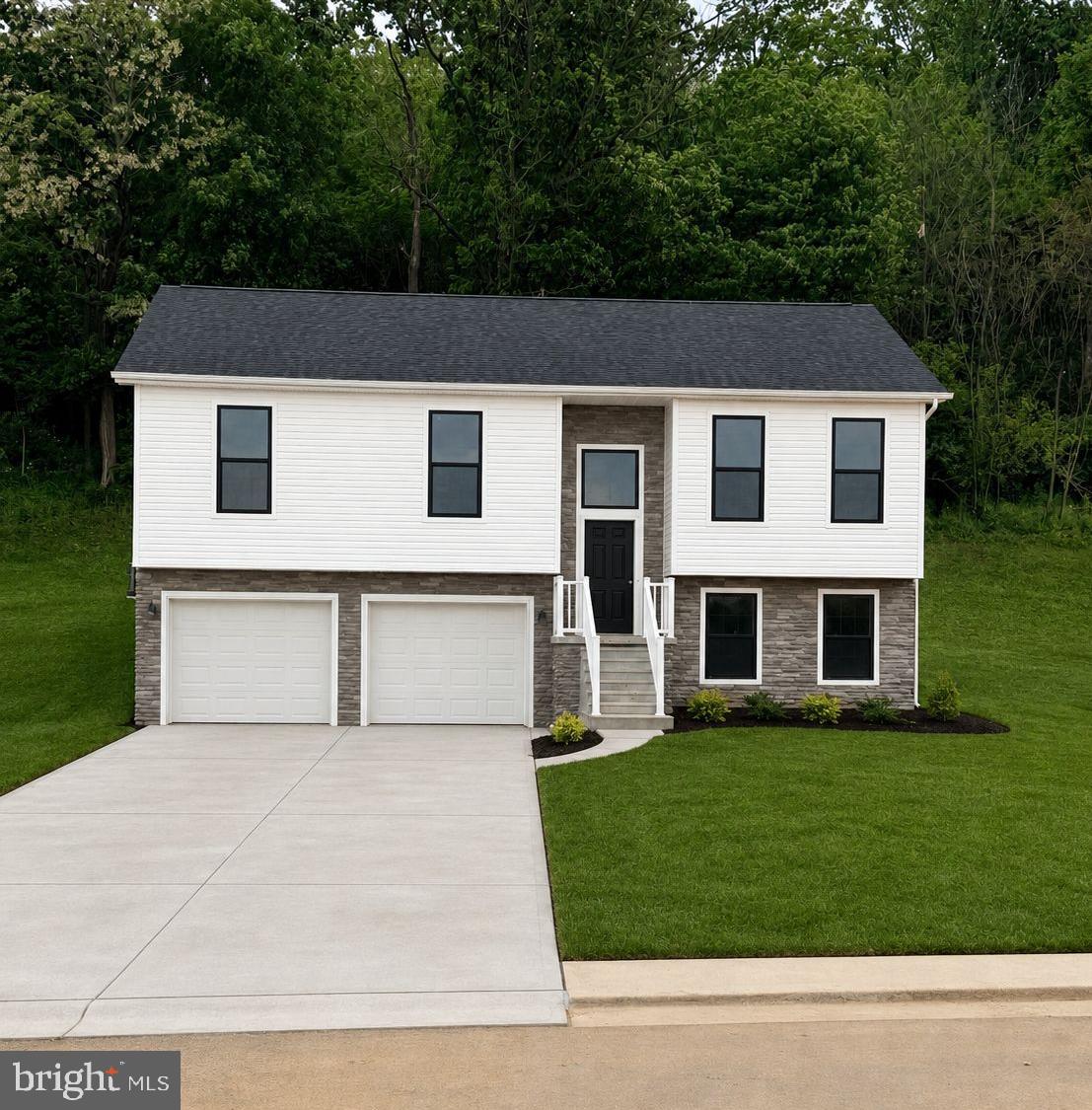 CAMBRIAN HILLS - Residential
