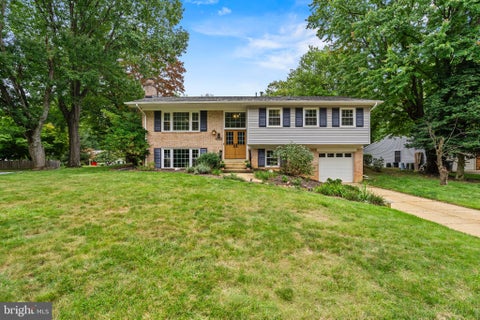 Photo of 1731 Tamerisk Court, VIENNA, VA 22182 (MLS # VAFX2342914)