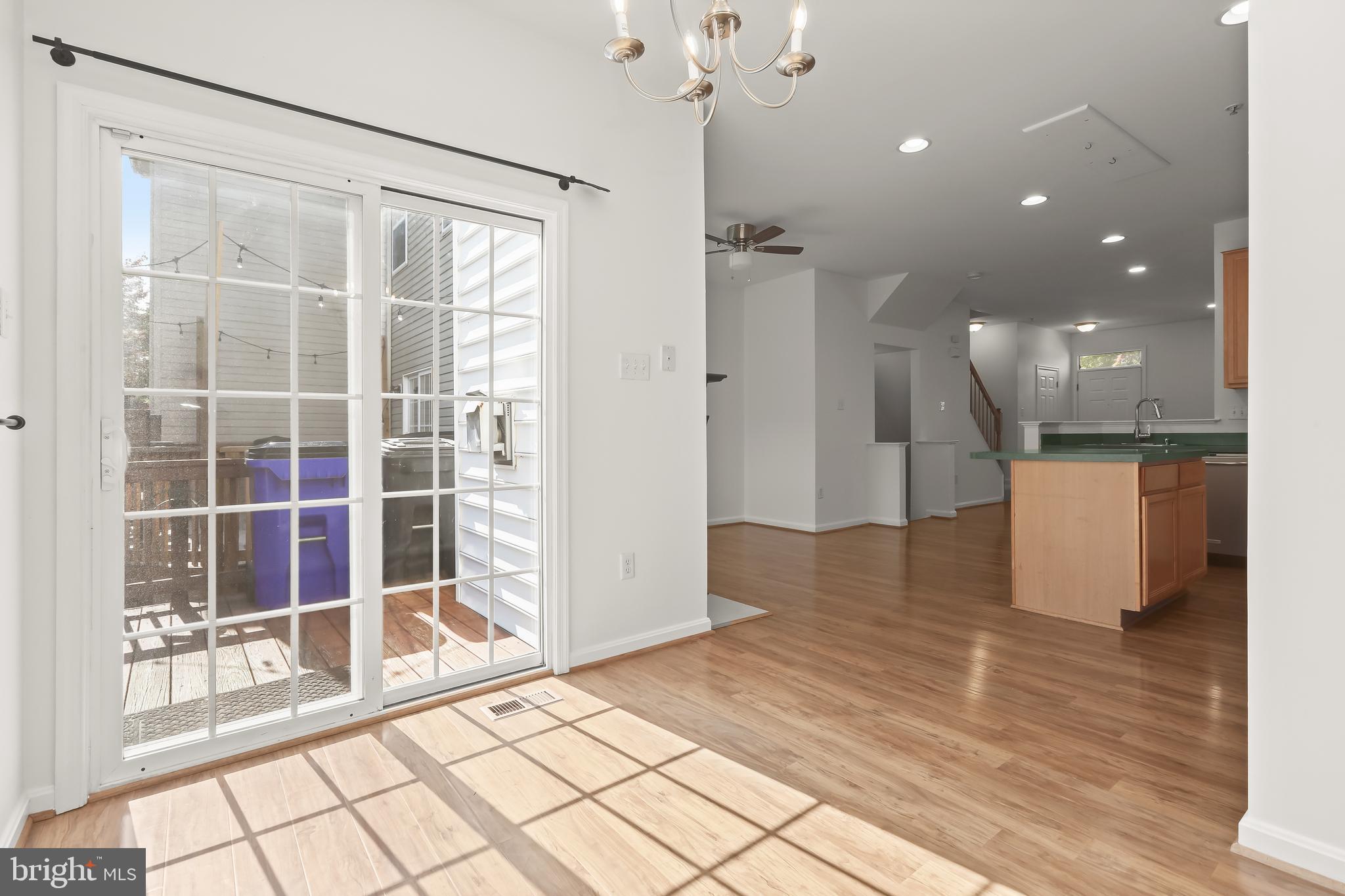 TWIN ARCH CROSSING - Residential Lease