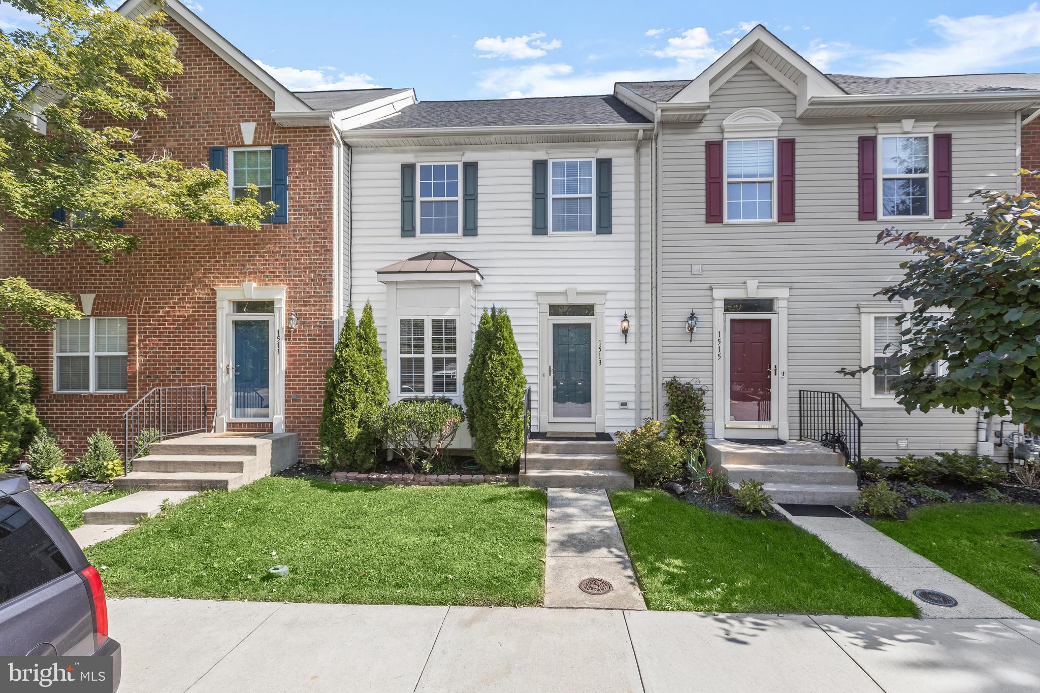 TWIN ARCH CROSSING - Residential Lease