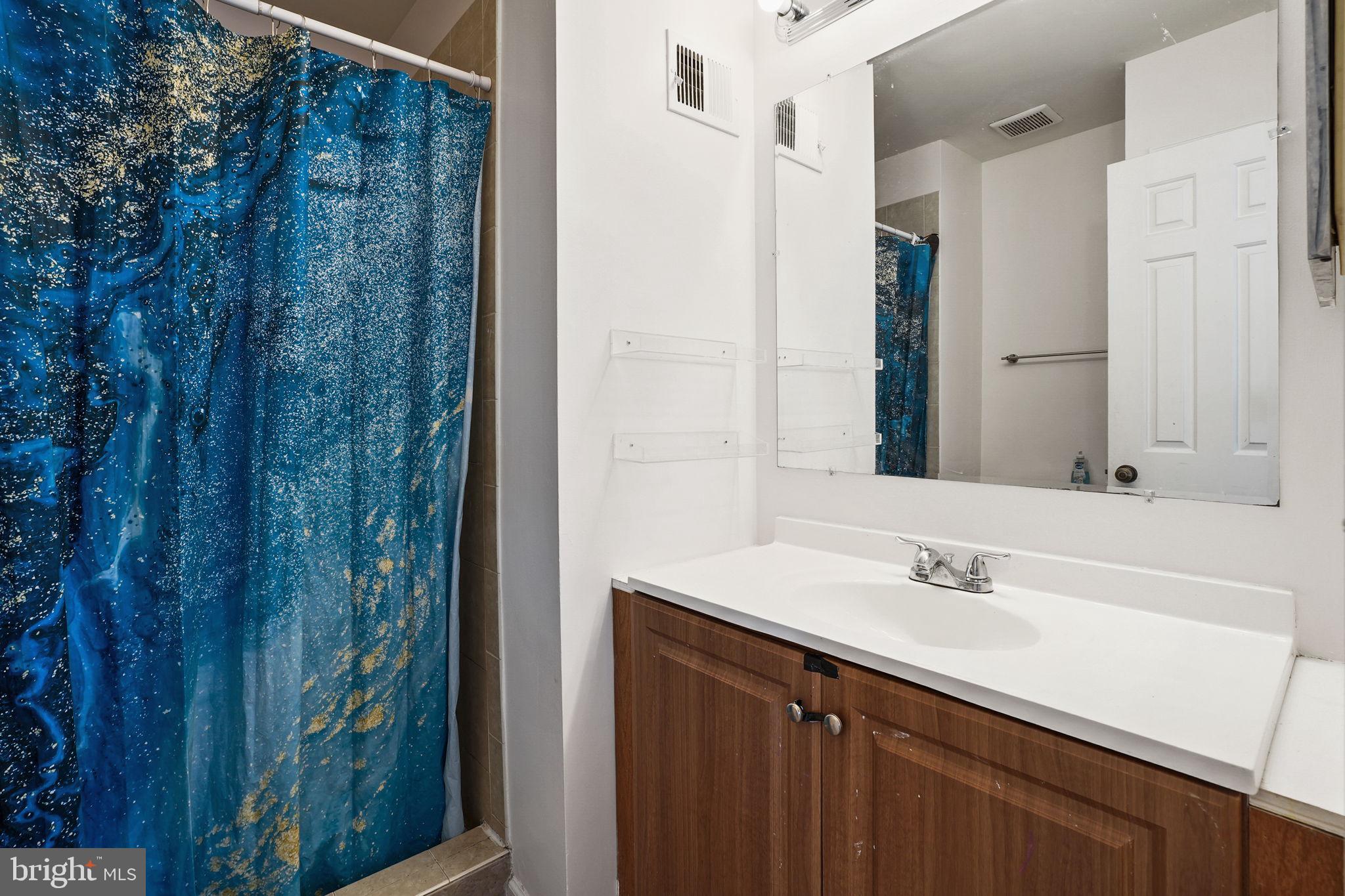 SEQUOIA LEA - Residential