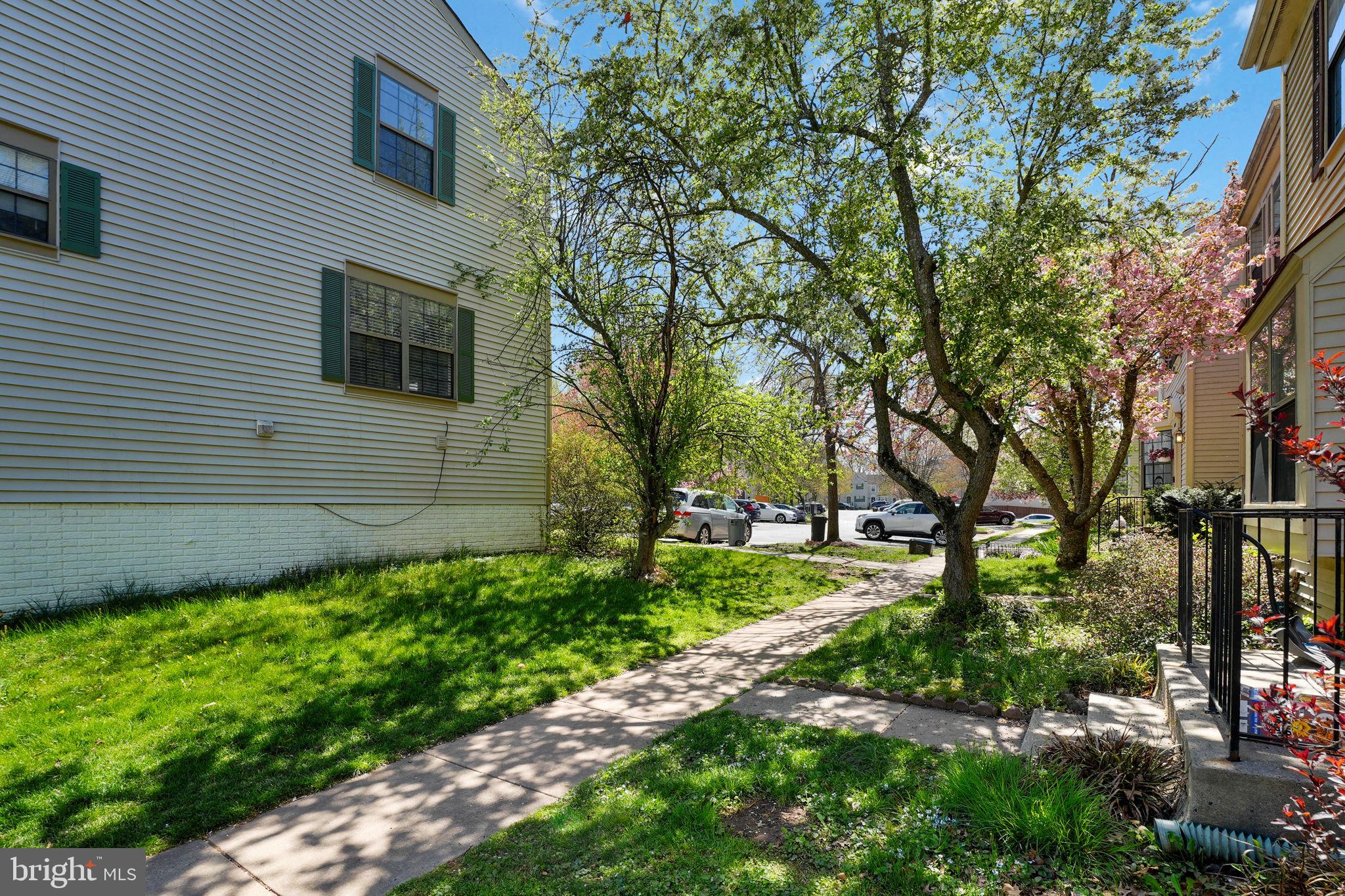 SEQUOIA LEA - Residential