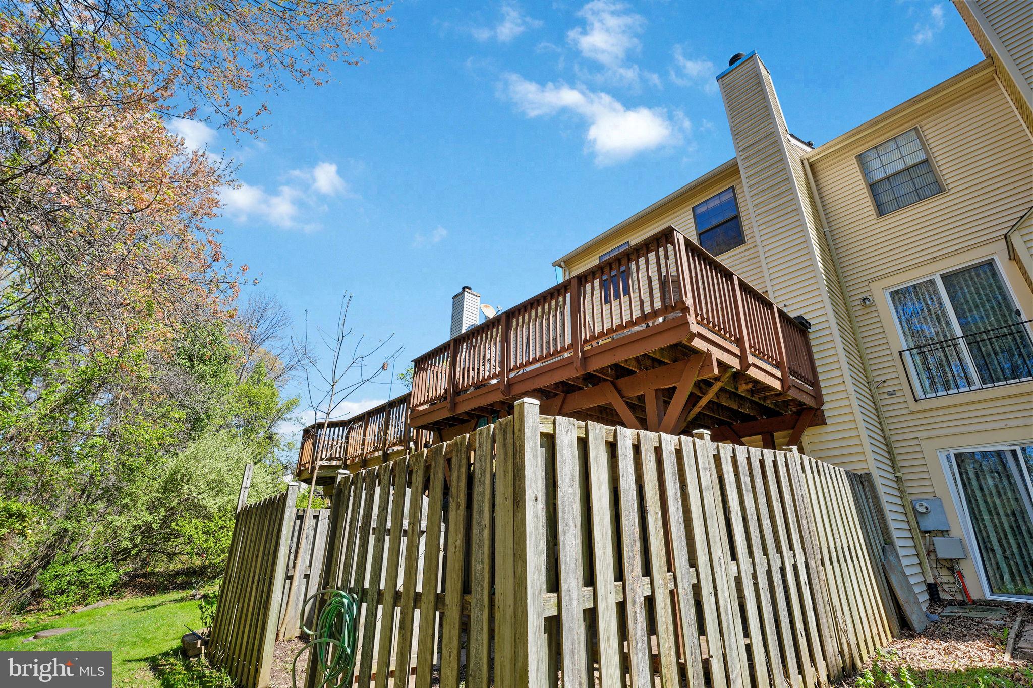 SEQUOIA LEA - Residential