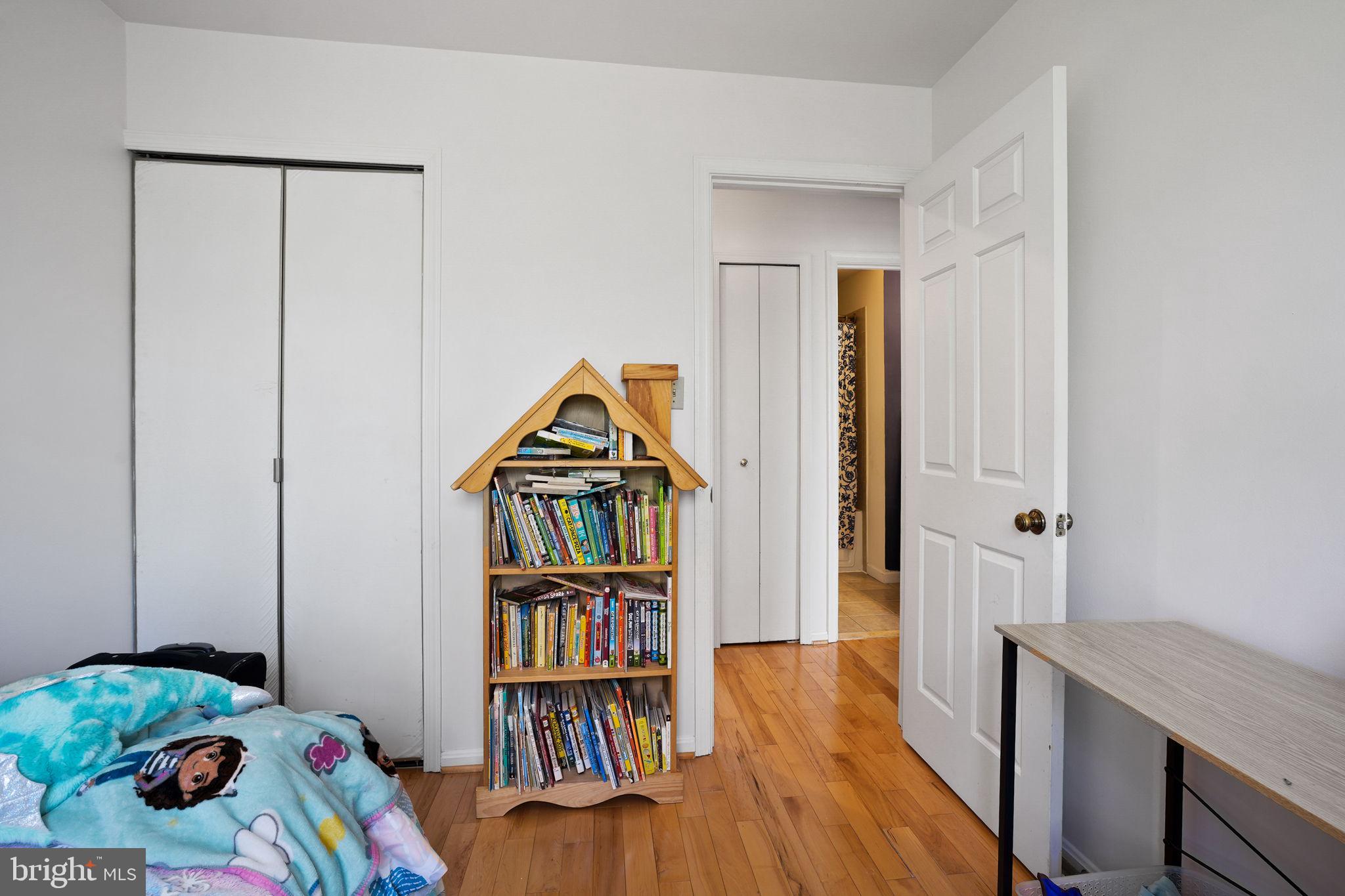 SEQUOIA LEA - Residential