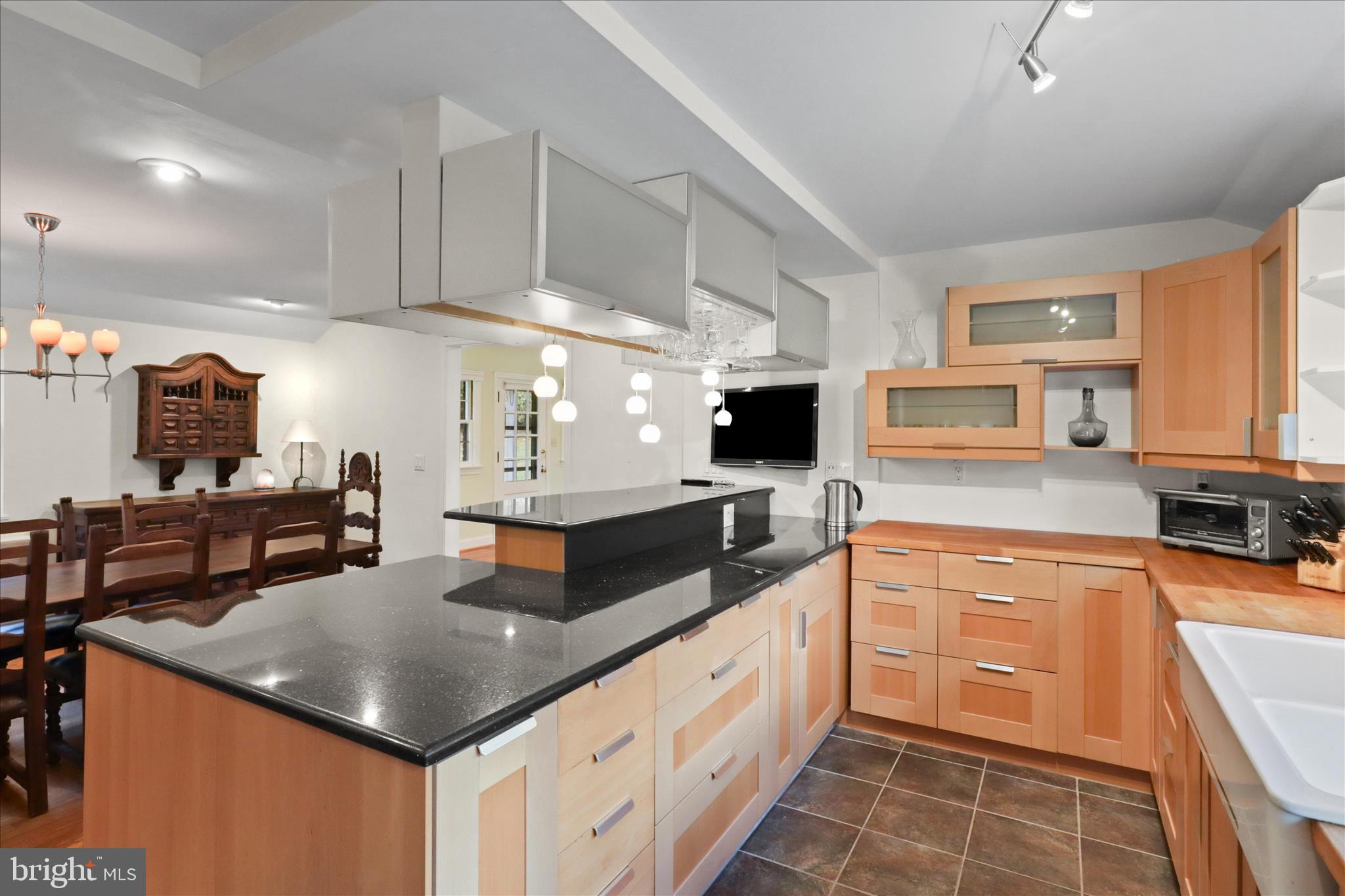 DUNN LORING - Residential