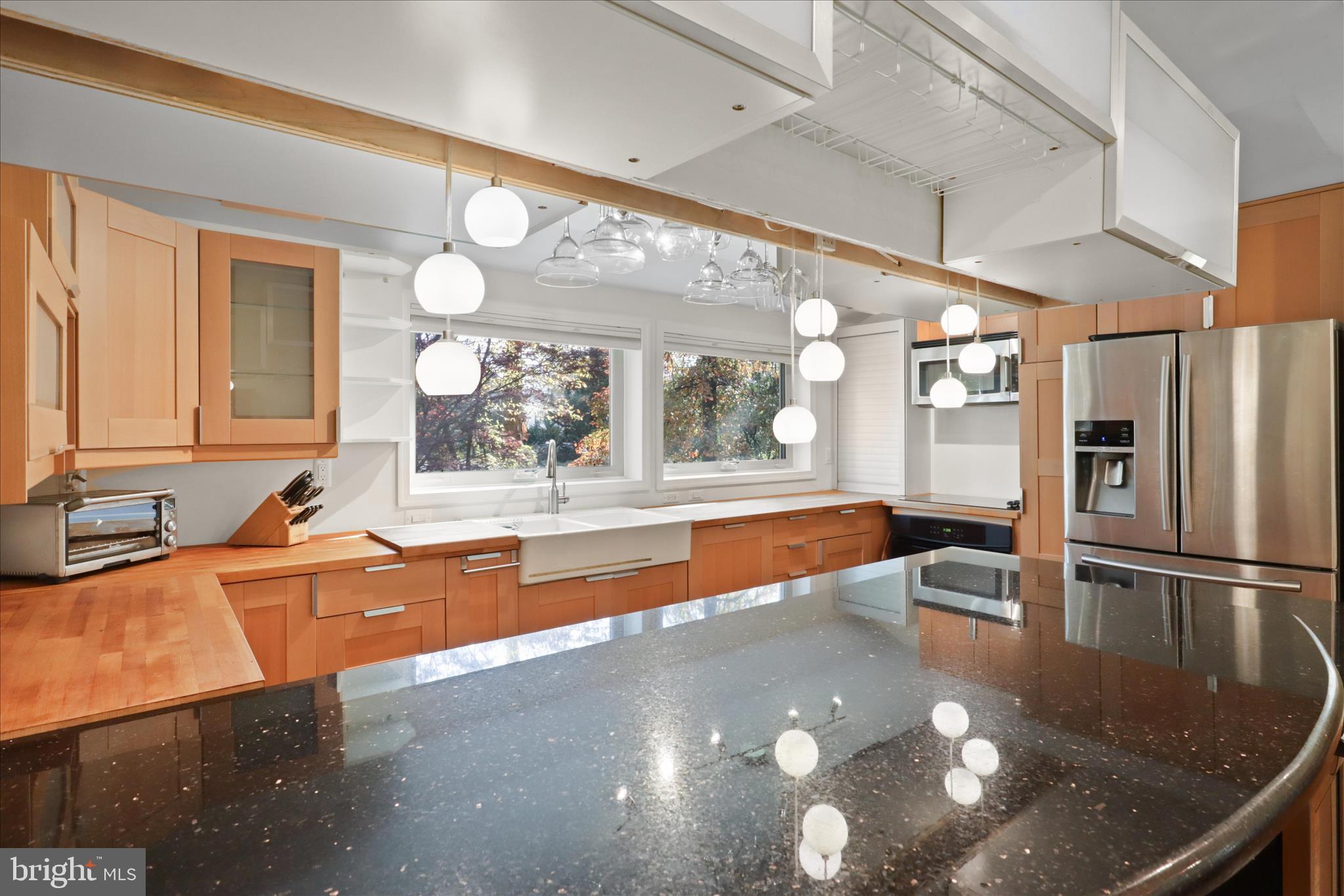 DUNN LORING - Residential