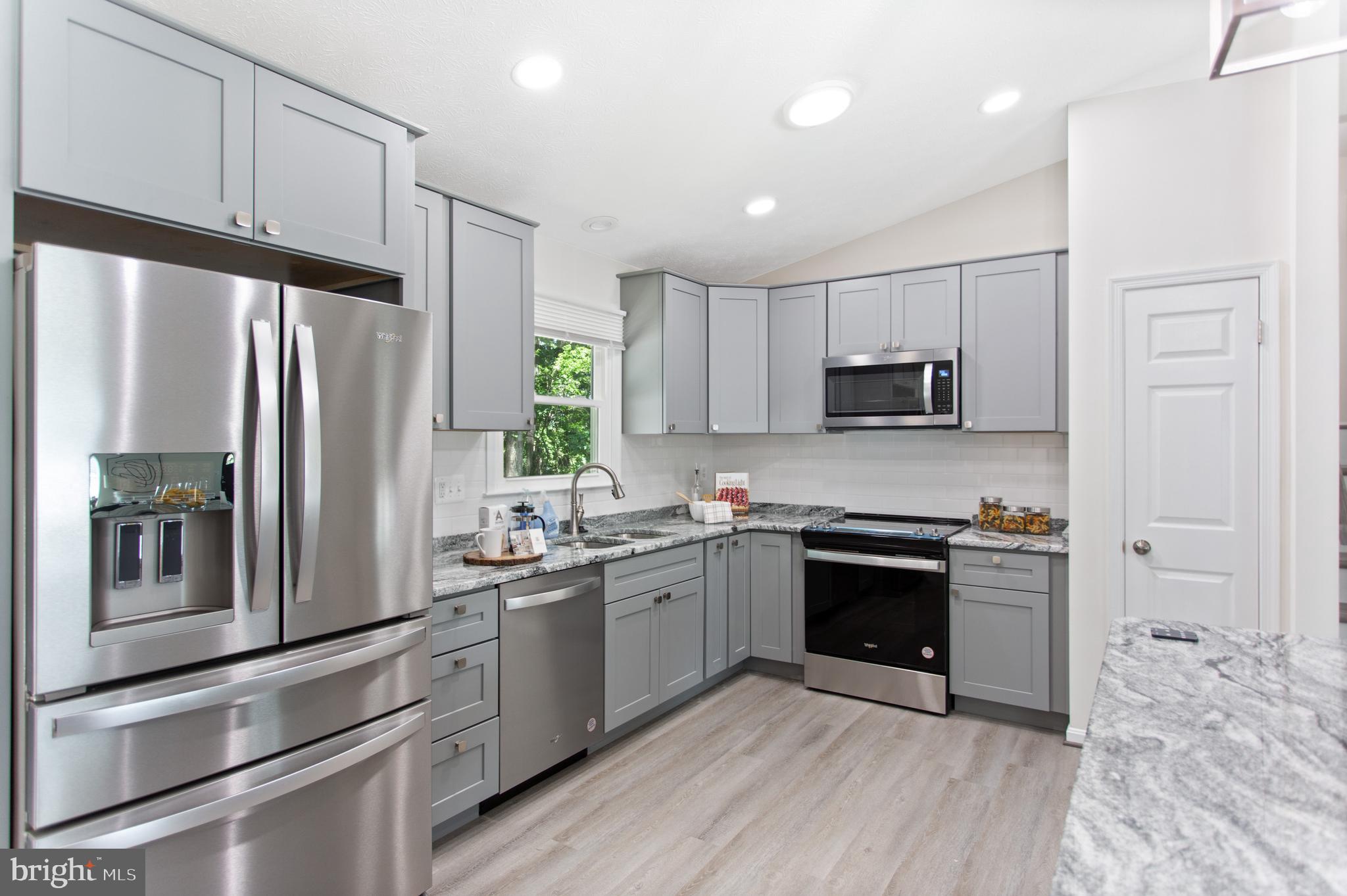 BELAIR GREENS - Residential