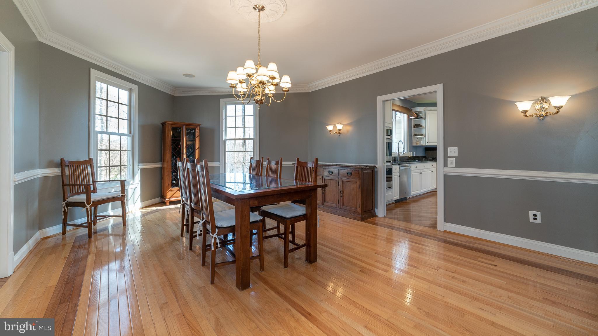 SOUTH RIVER COLONY - Residential