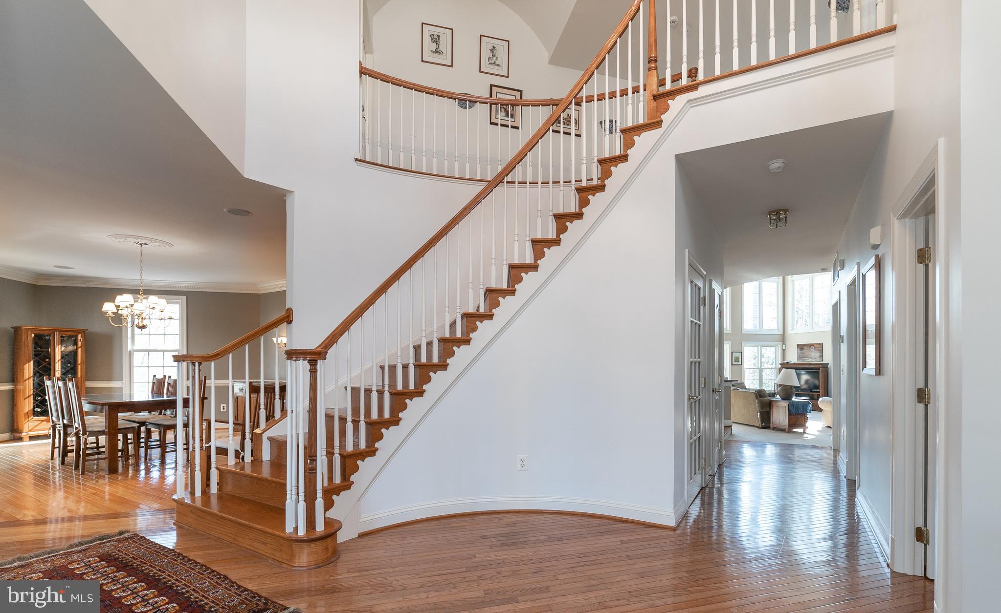 SOUTH RIVER COLONY - Residential