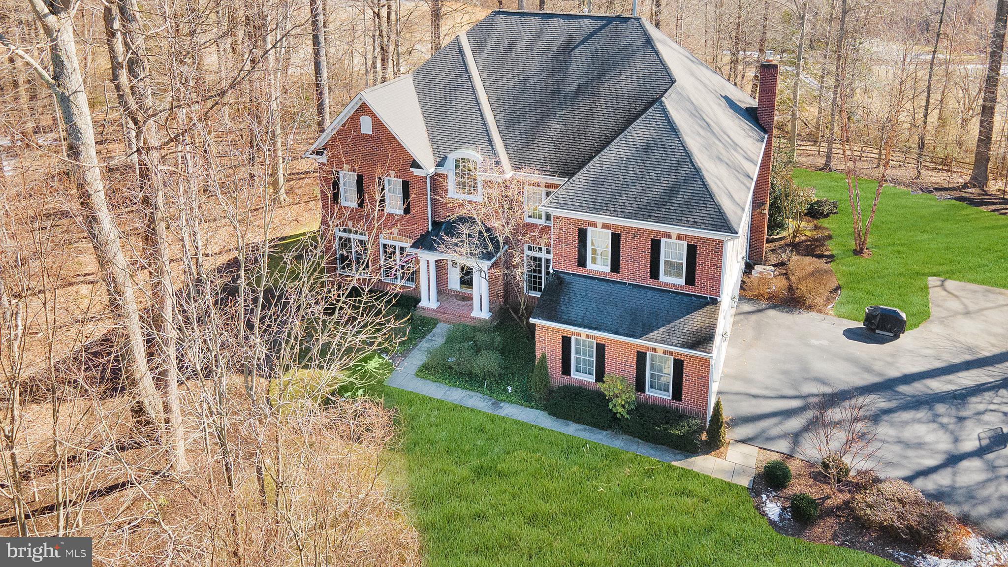 SOUTH RIVER COLONY - Residential