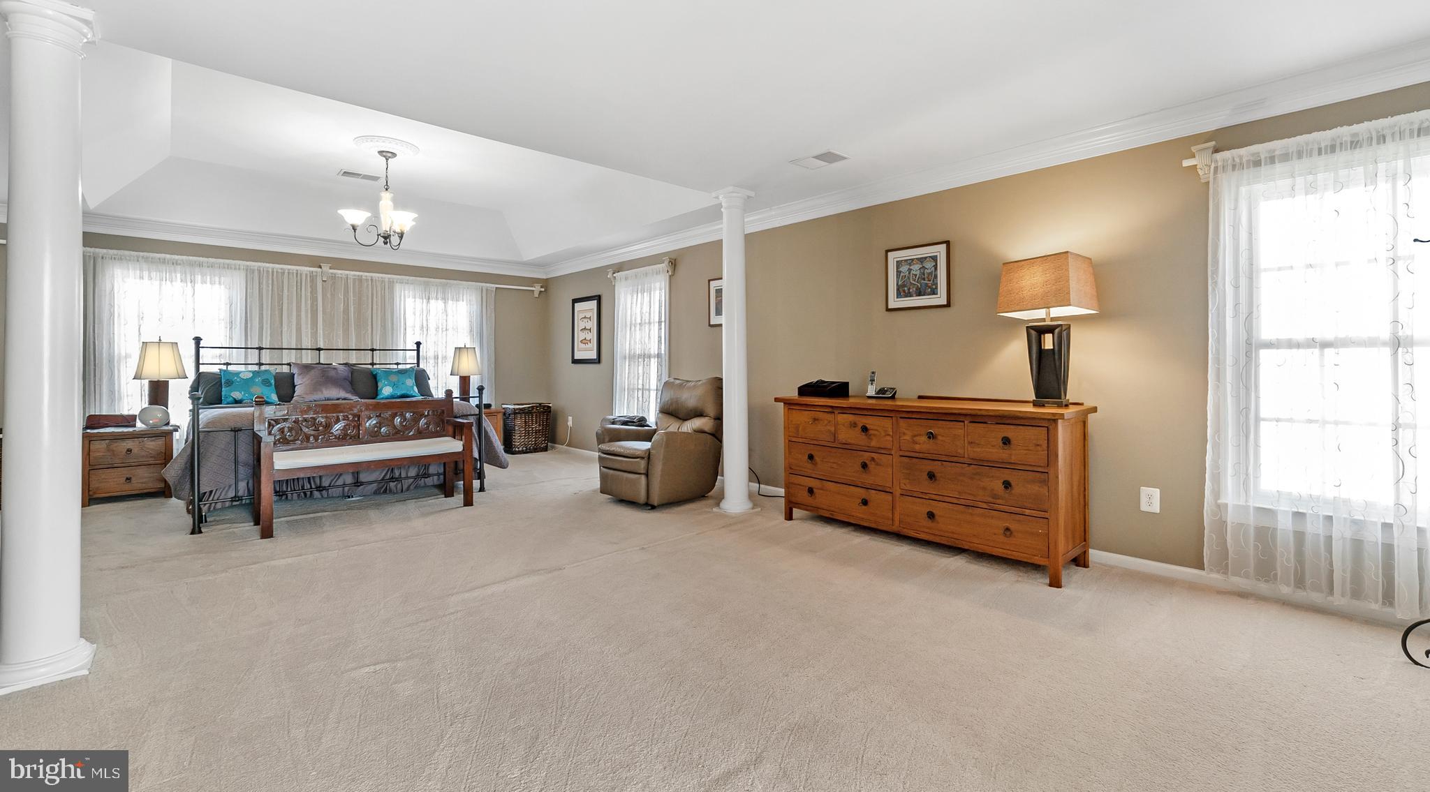 SOUTH RIVER COLONY - Residential