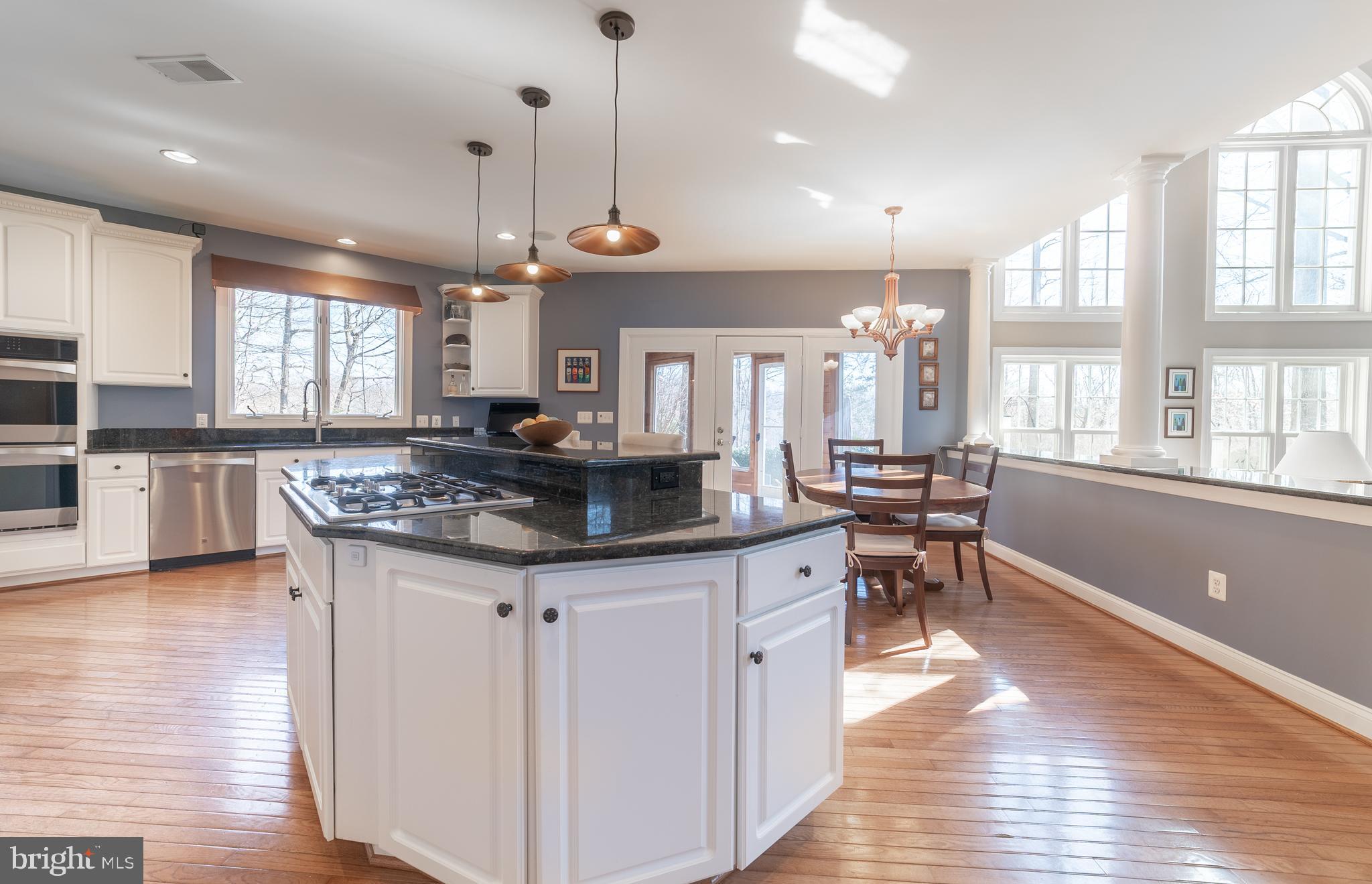 SOUTH RIVER COLONY - Residential