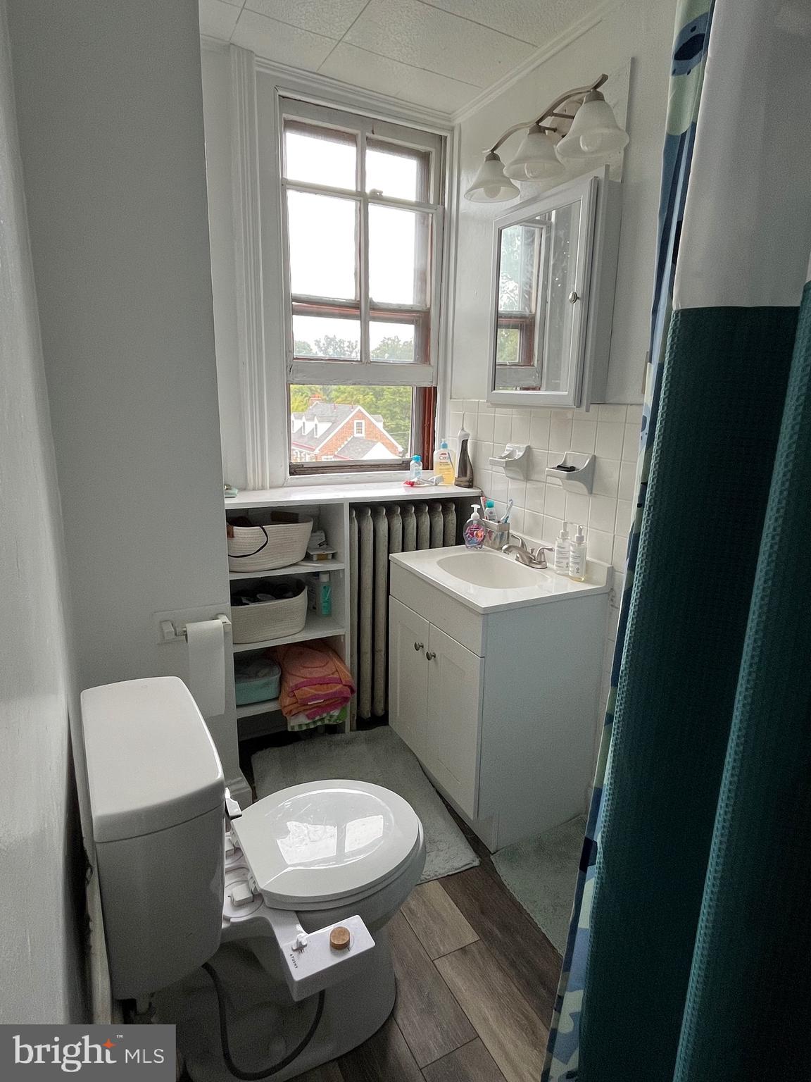 LANSDOWNE - Residential Lease