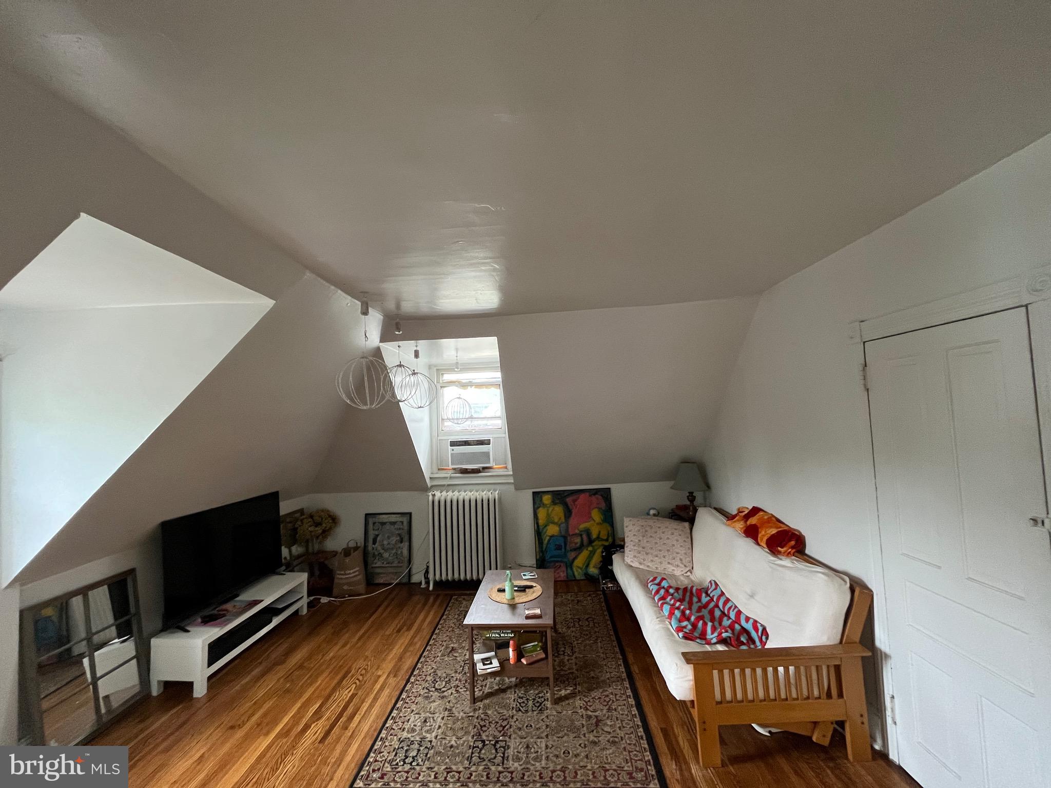 LANSDOWNE - Residential Lease