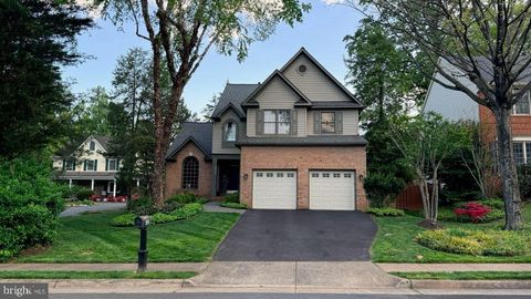 Photo of 2910 Gray Street, OAKTON, VA 22124 (MLS # VAFX2306522)