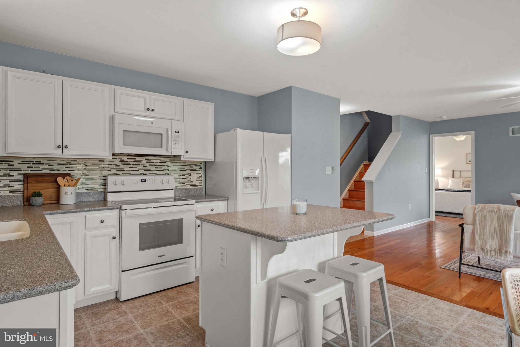 LONDON CROFT - Residential