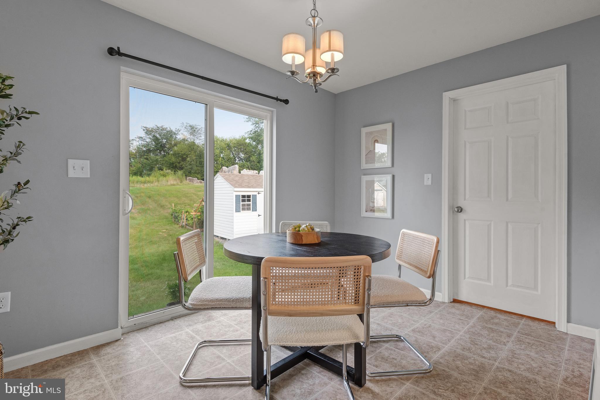 LONDON CROFT - Residential