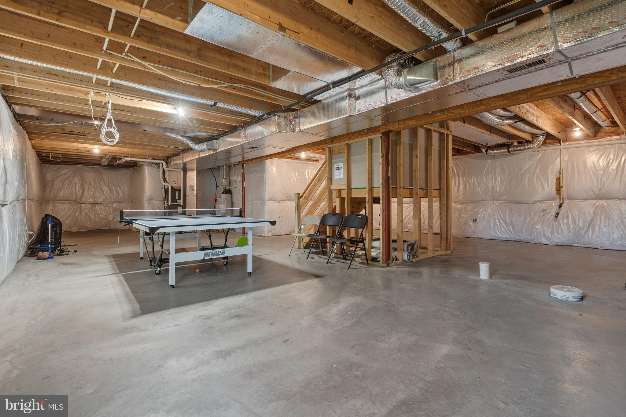 LONDON CROFT - Residential