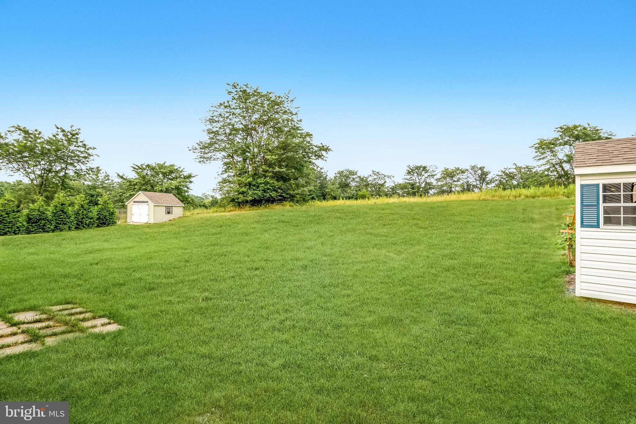 LONDON CROFT - Residential