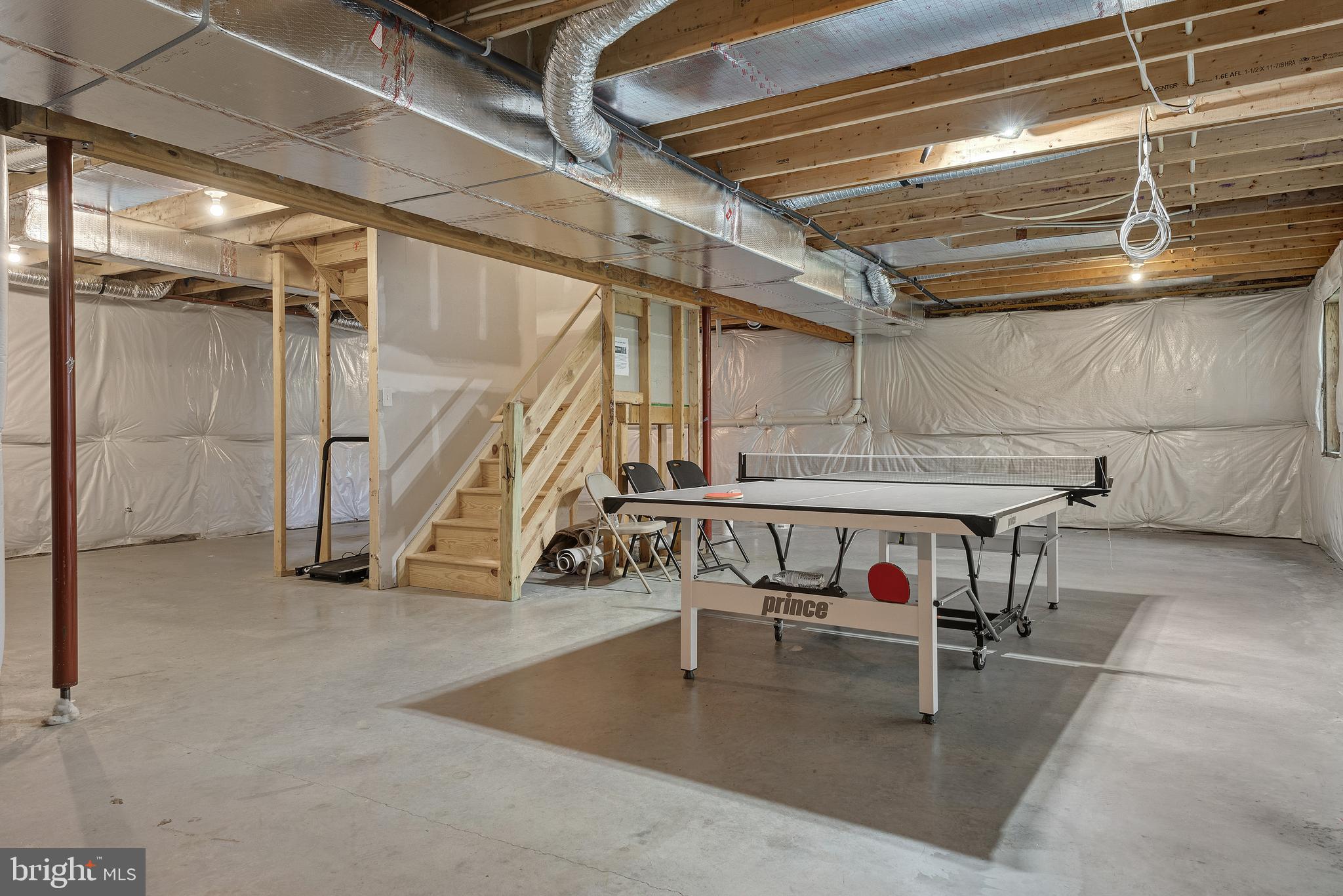 LONDON CROFT - Residential