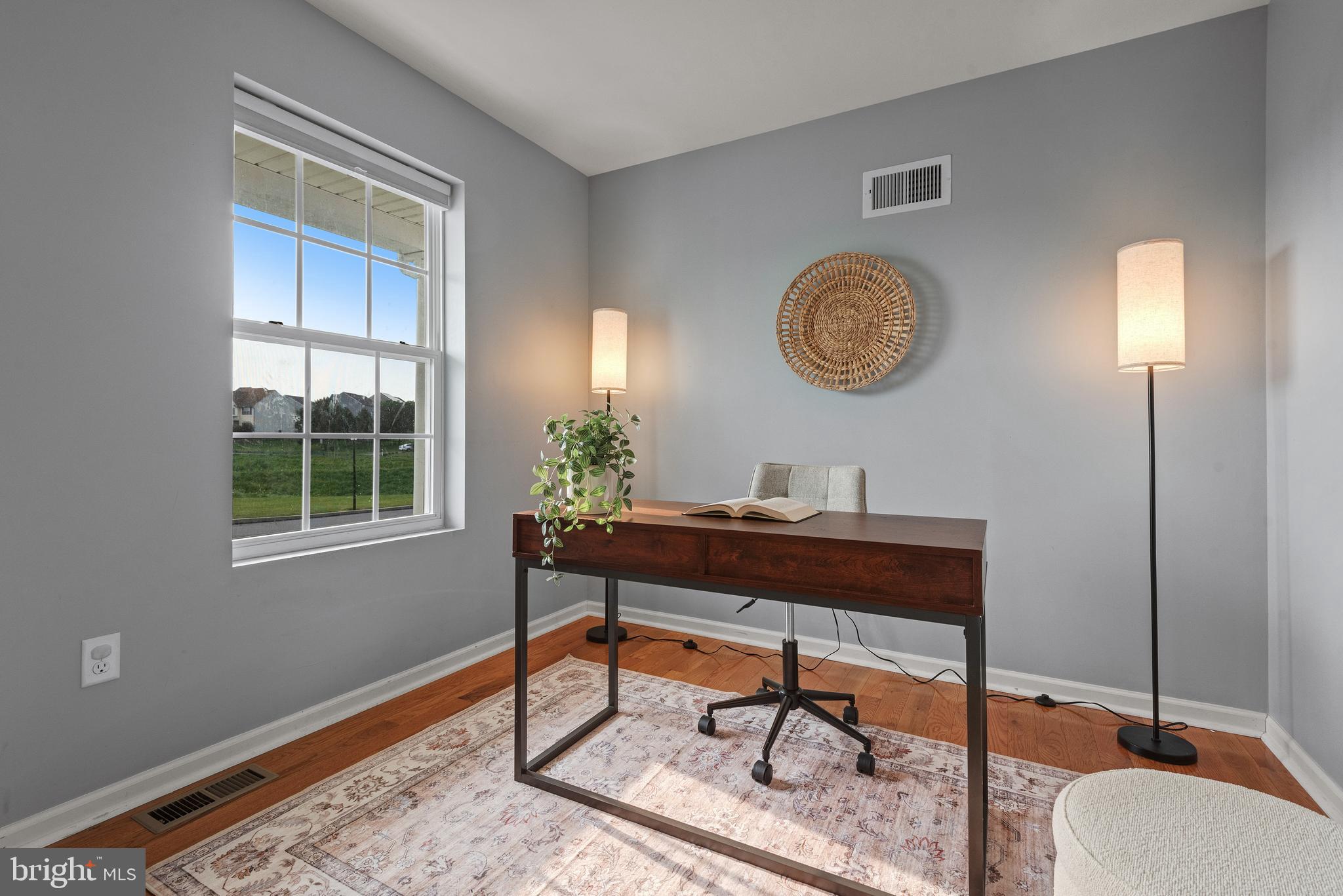 LONDON CROFT - Residential