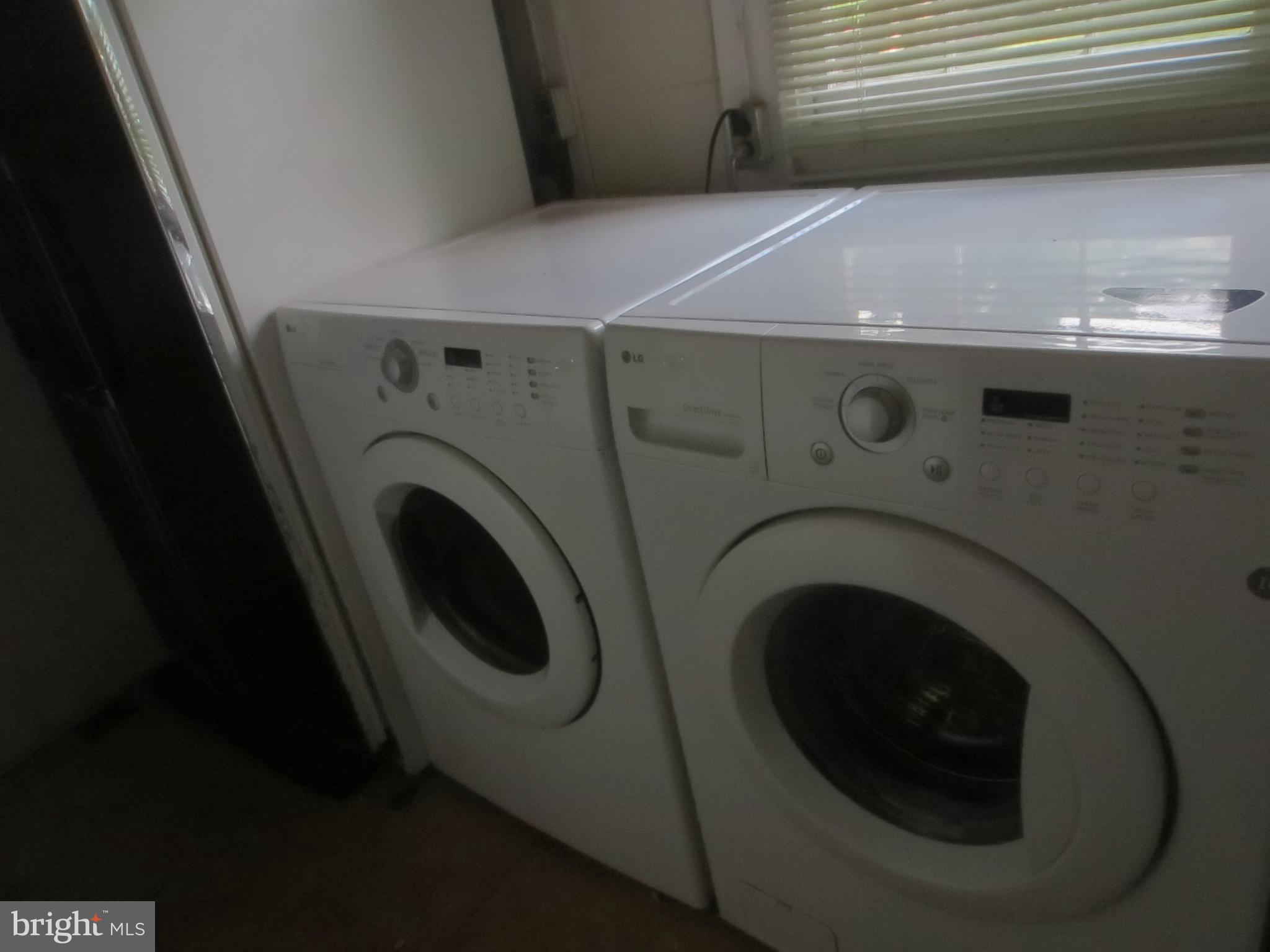 REGENCY ESTATES - Residential Lease