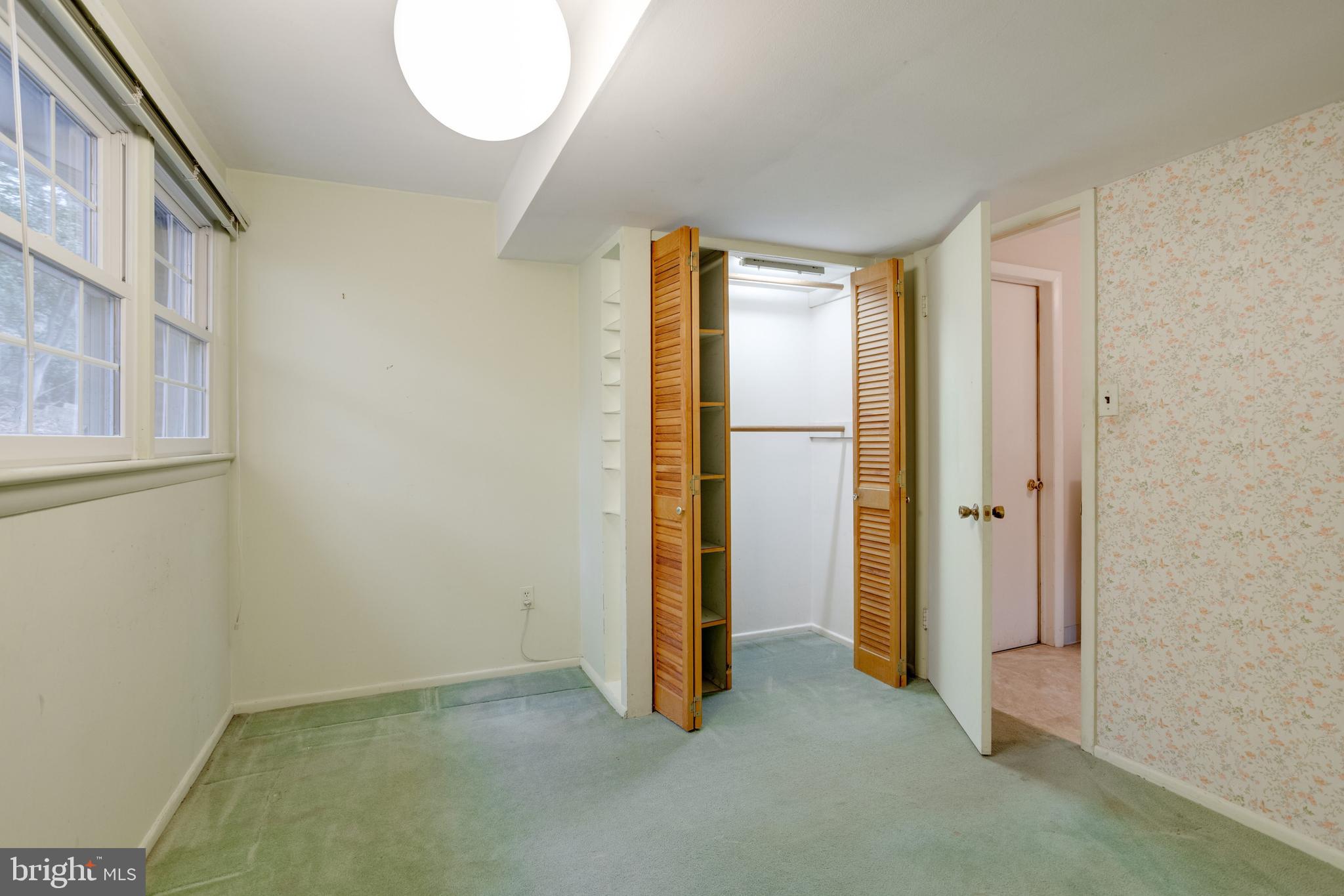 MANTUA HILLS - Residential