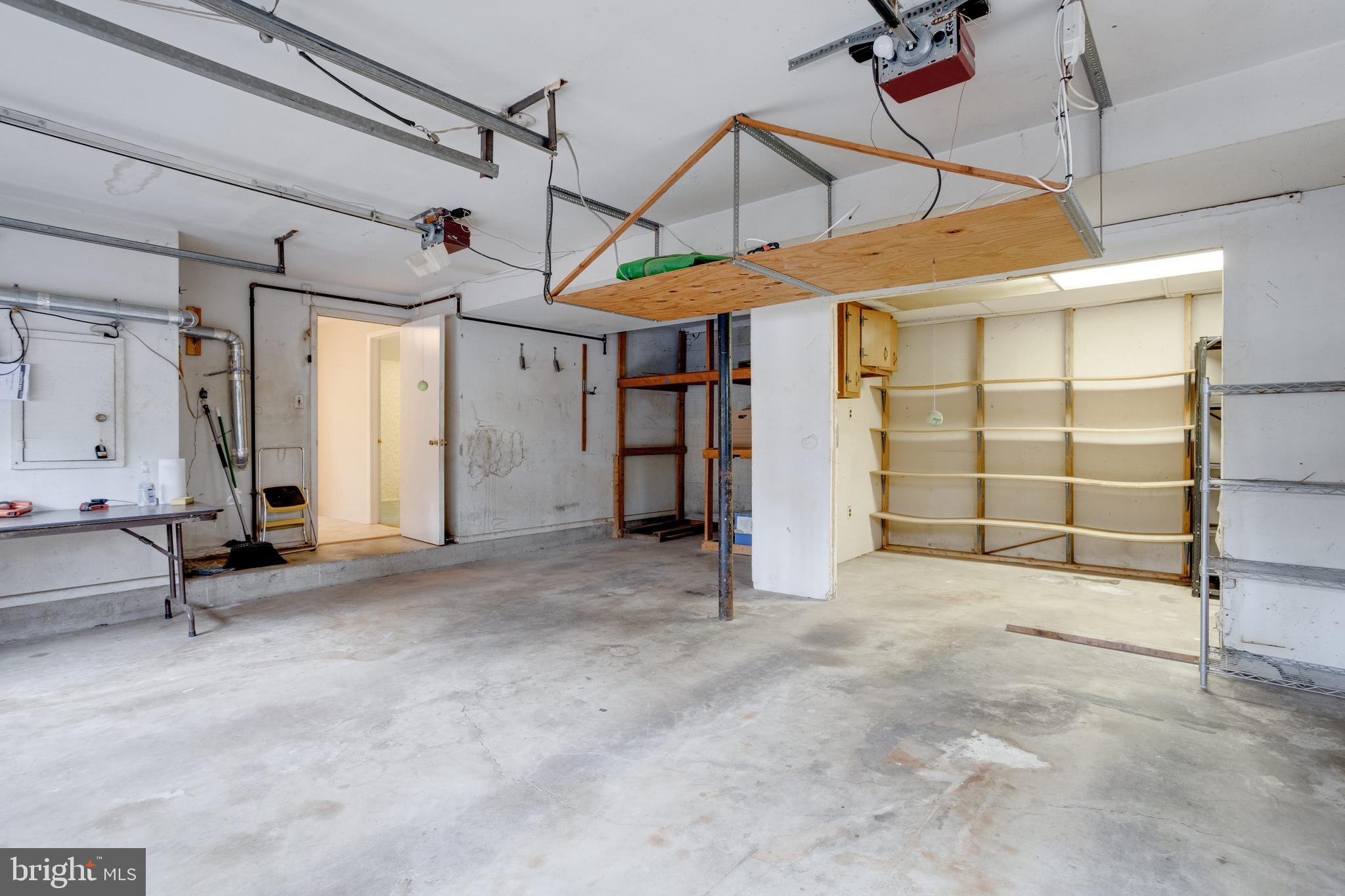 MANTUA HILLS - Residential