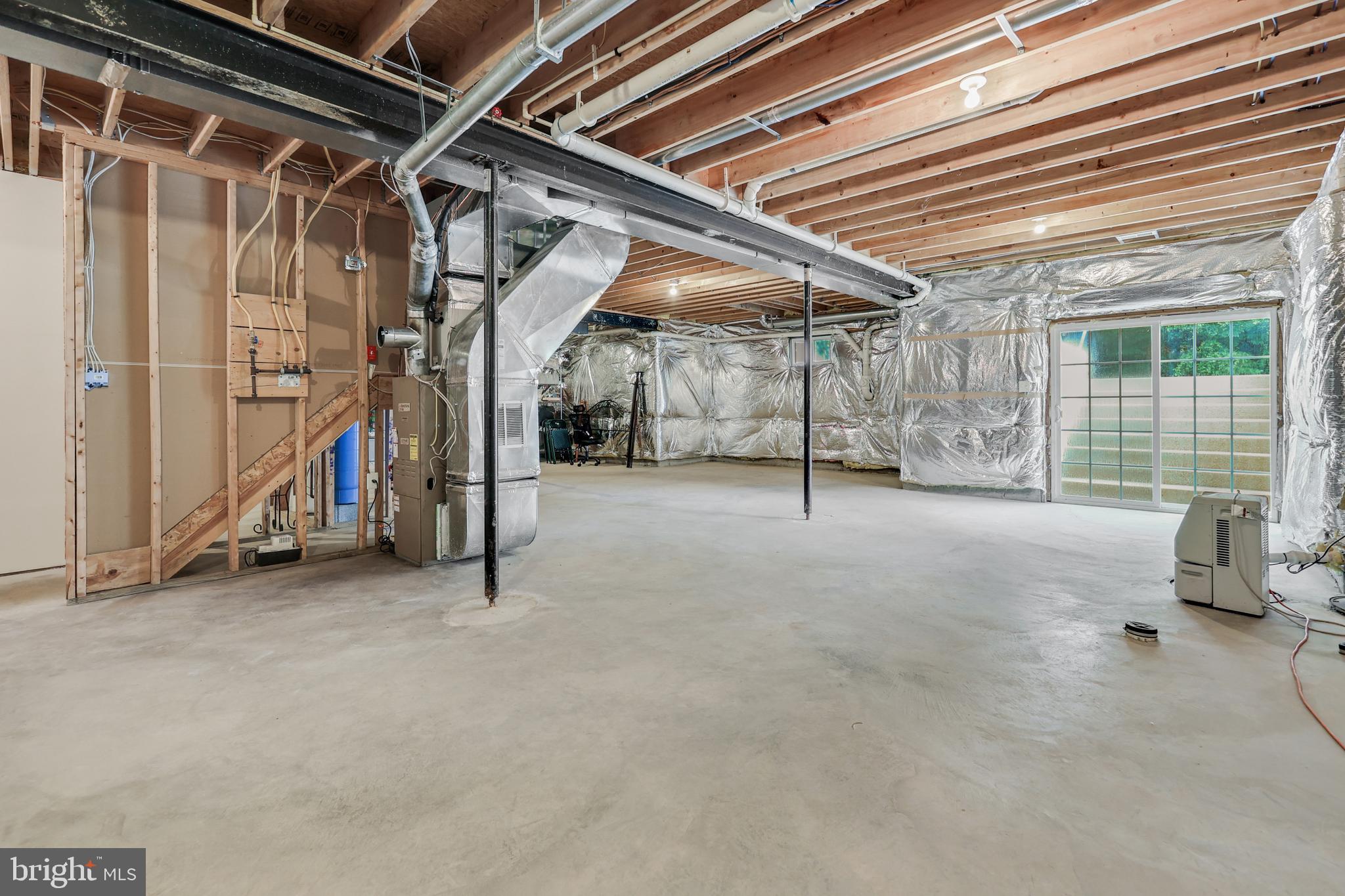 WHISPER CREEK SUB - Residential